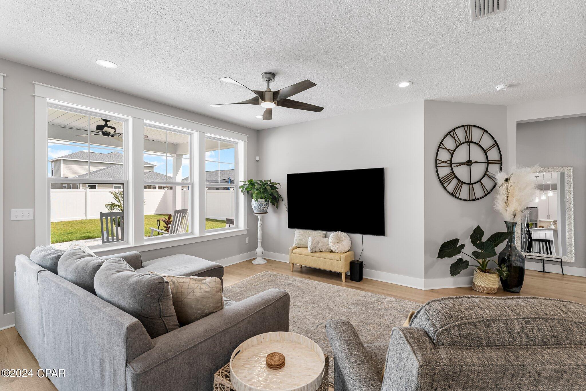 Panama City, Florida, 32405, United States, 4 Bedrooms Bedrooms, ,3 BathroomsBathrooms,Residential,For Sale,1879448