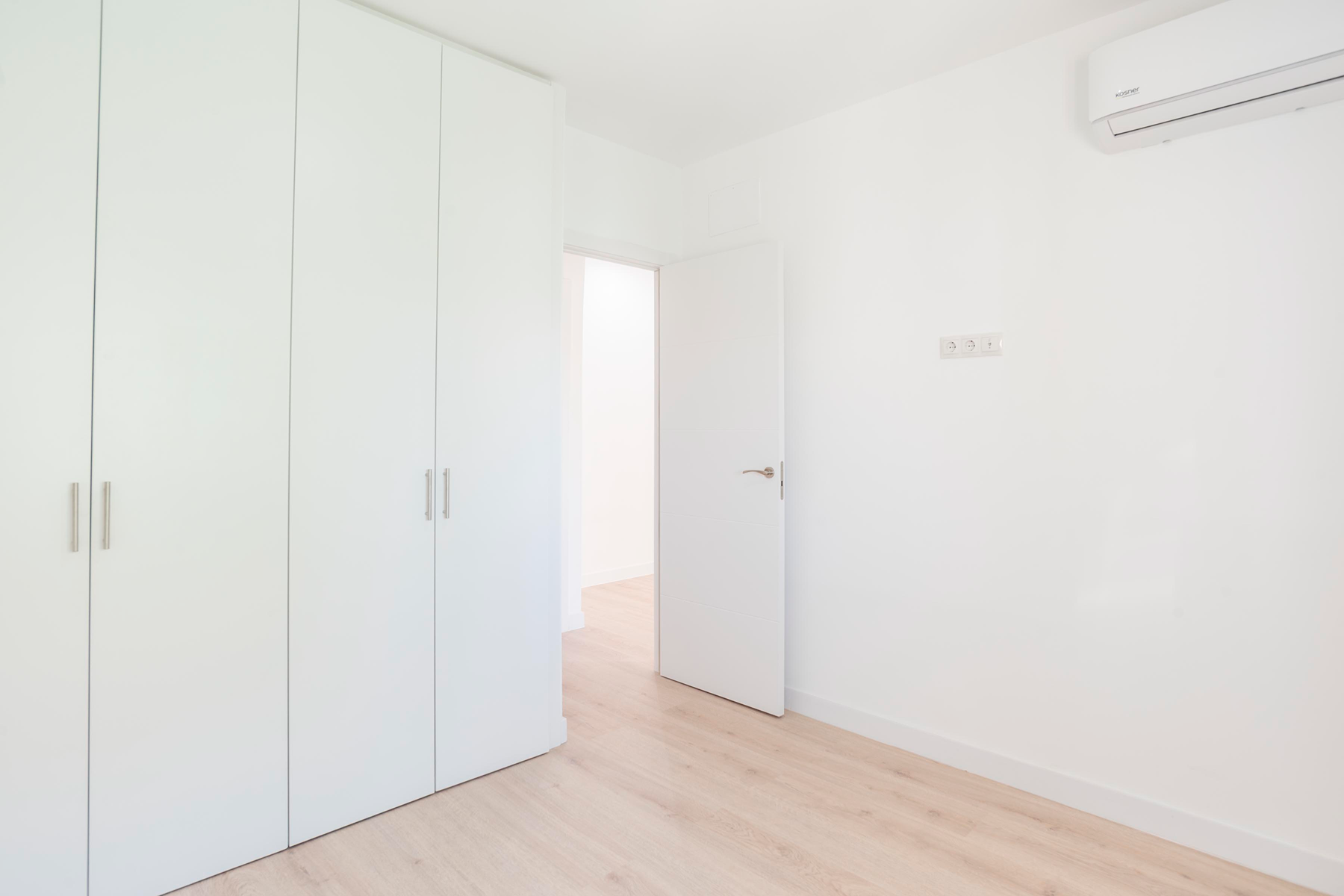  Fully renovated flat, ready to move in with terrace - 物件實景