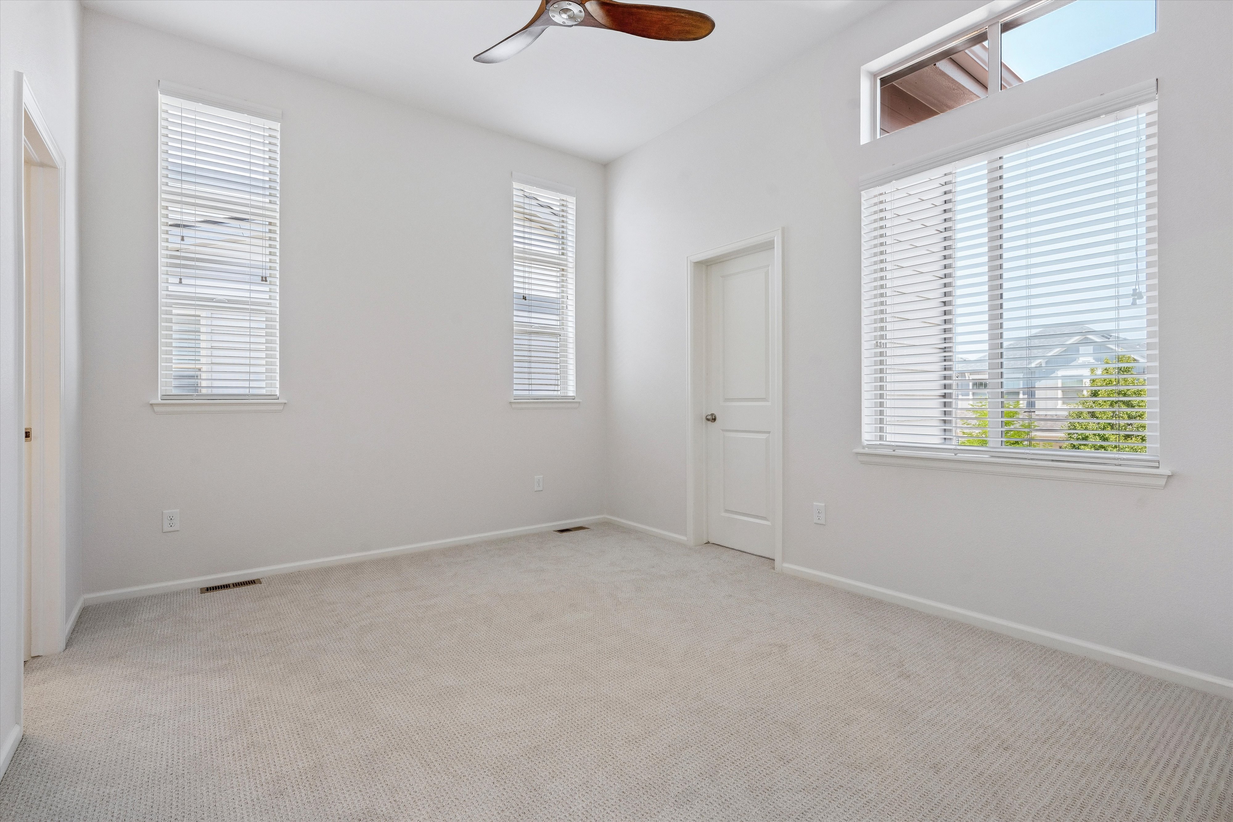  Inviting two-story single family duplex - 物件實景