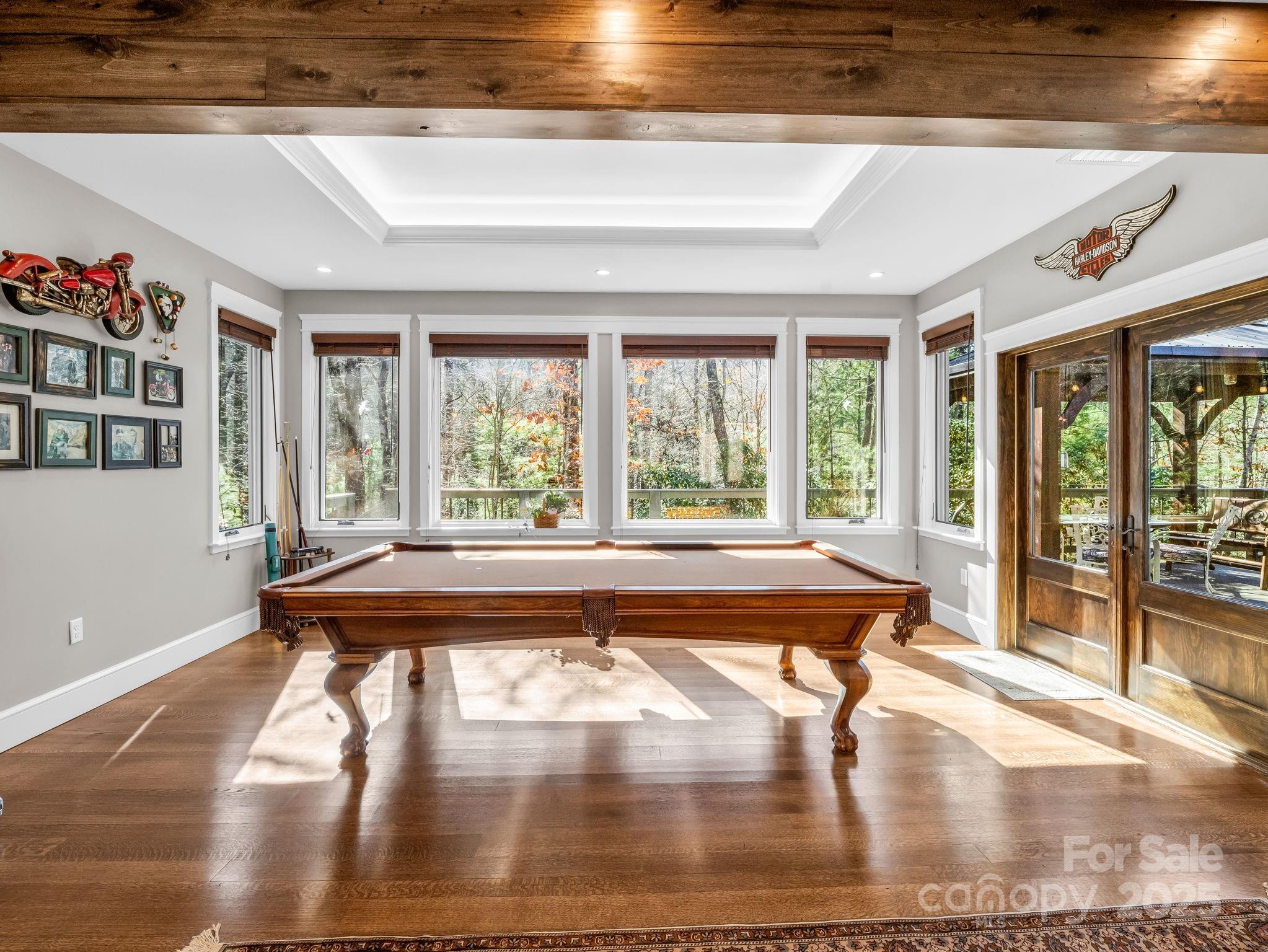 Saluda, North Carolina, 28773, United States, 3 Bedrooms Bedrooms, ,4 BathroomsBathrooms,Residential,For Sale,2002450