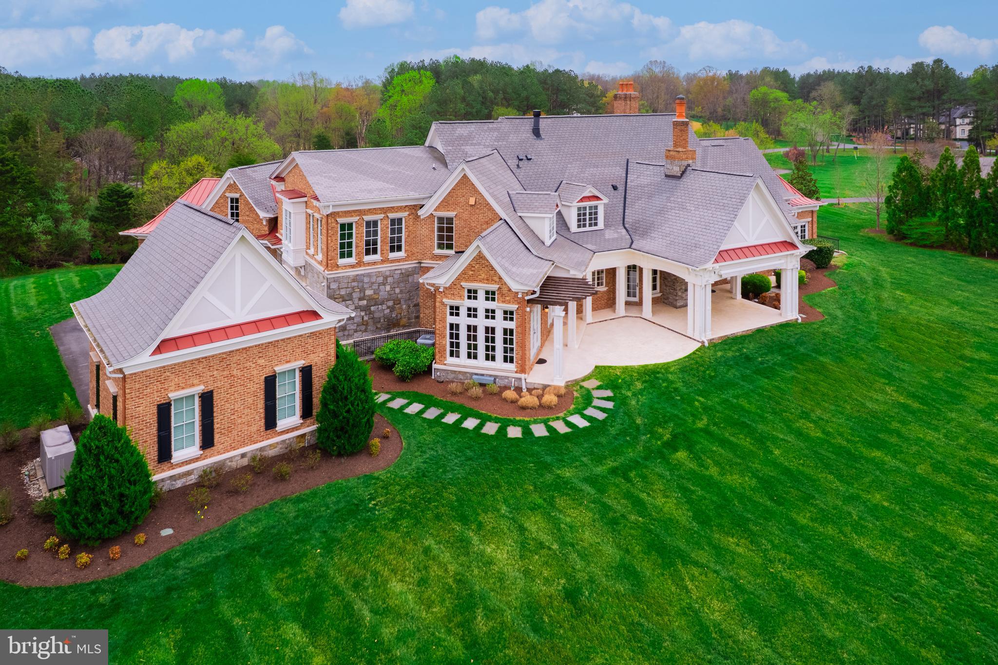 Leesburg, Virginia, 20175, United States, 5 Bedrooms Bedrooms, ,4 BathroomsBathrooms,Residential,For Sale,1776581