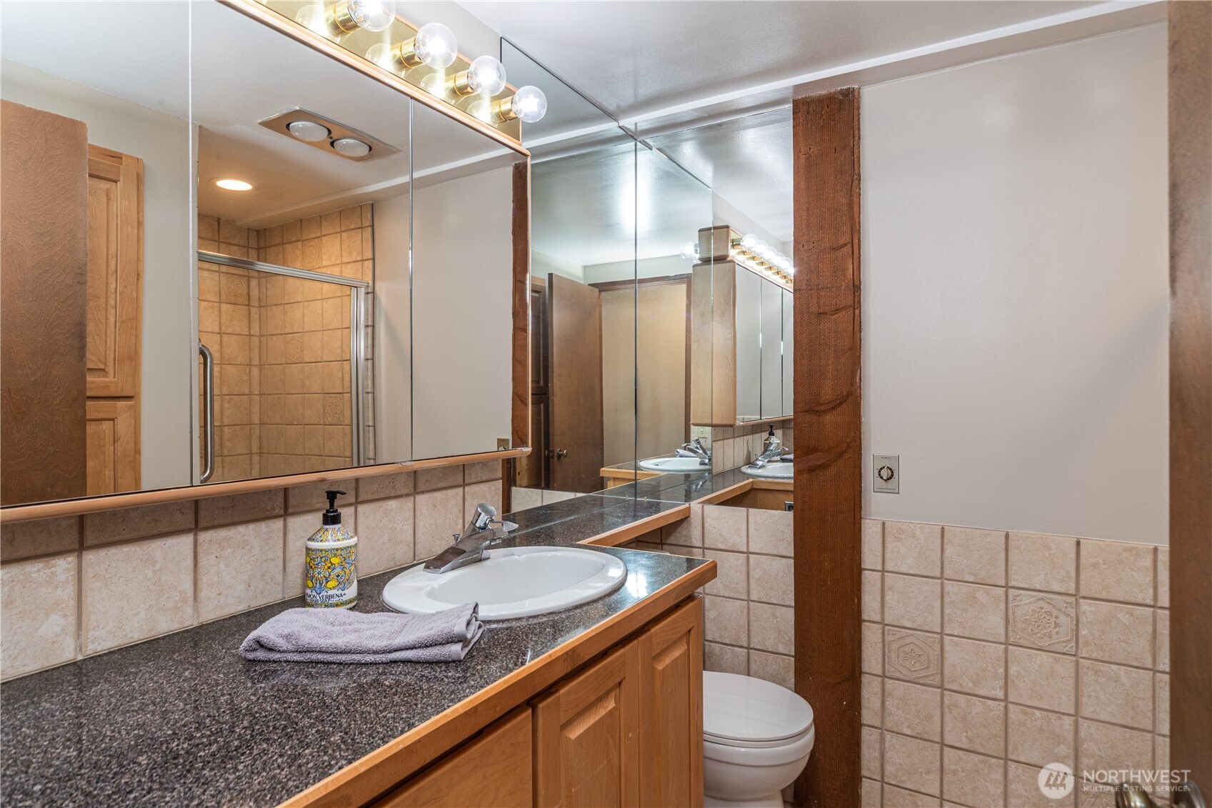 Port Ludlow, Washington, 98365, United States, 2 Bedrooms Bedrooms, ,2 BathroomsBathrooms,Residential,For Sale,1838717