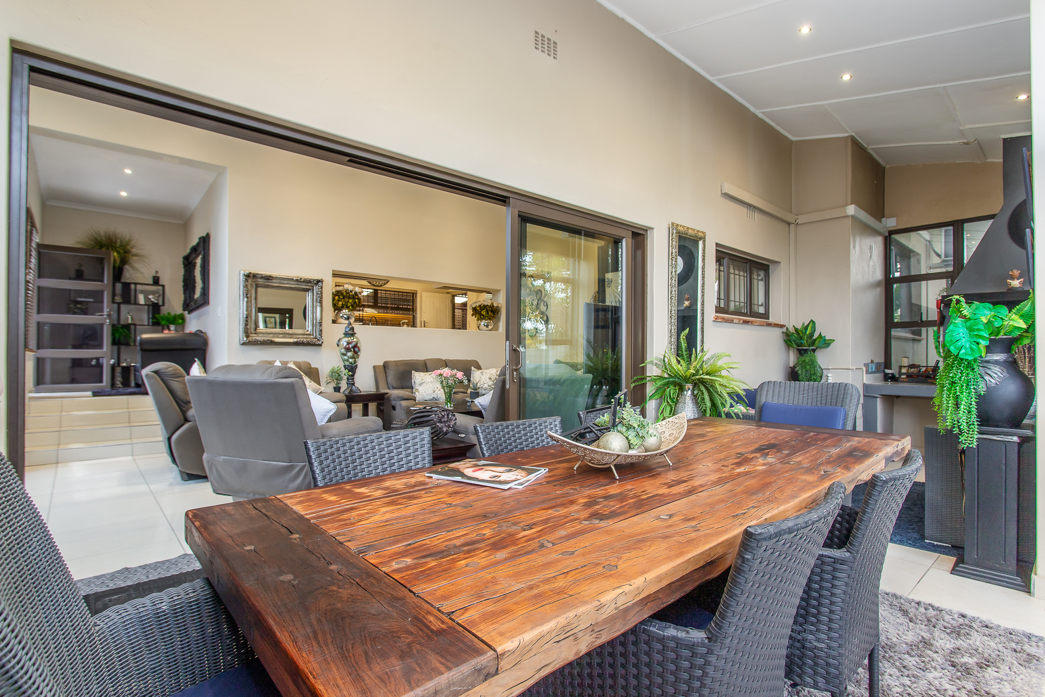  Family home in sought-after Courtrai, Paarl - 物件實景