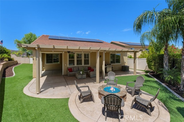 Lake Elsinore, California, 92532, United States, 4 Bedrooms Bedrooms, ,3 BathroomsBathrooms,Residential,For Sale,1981283