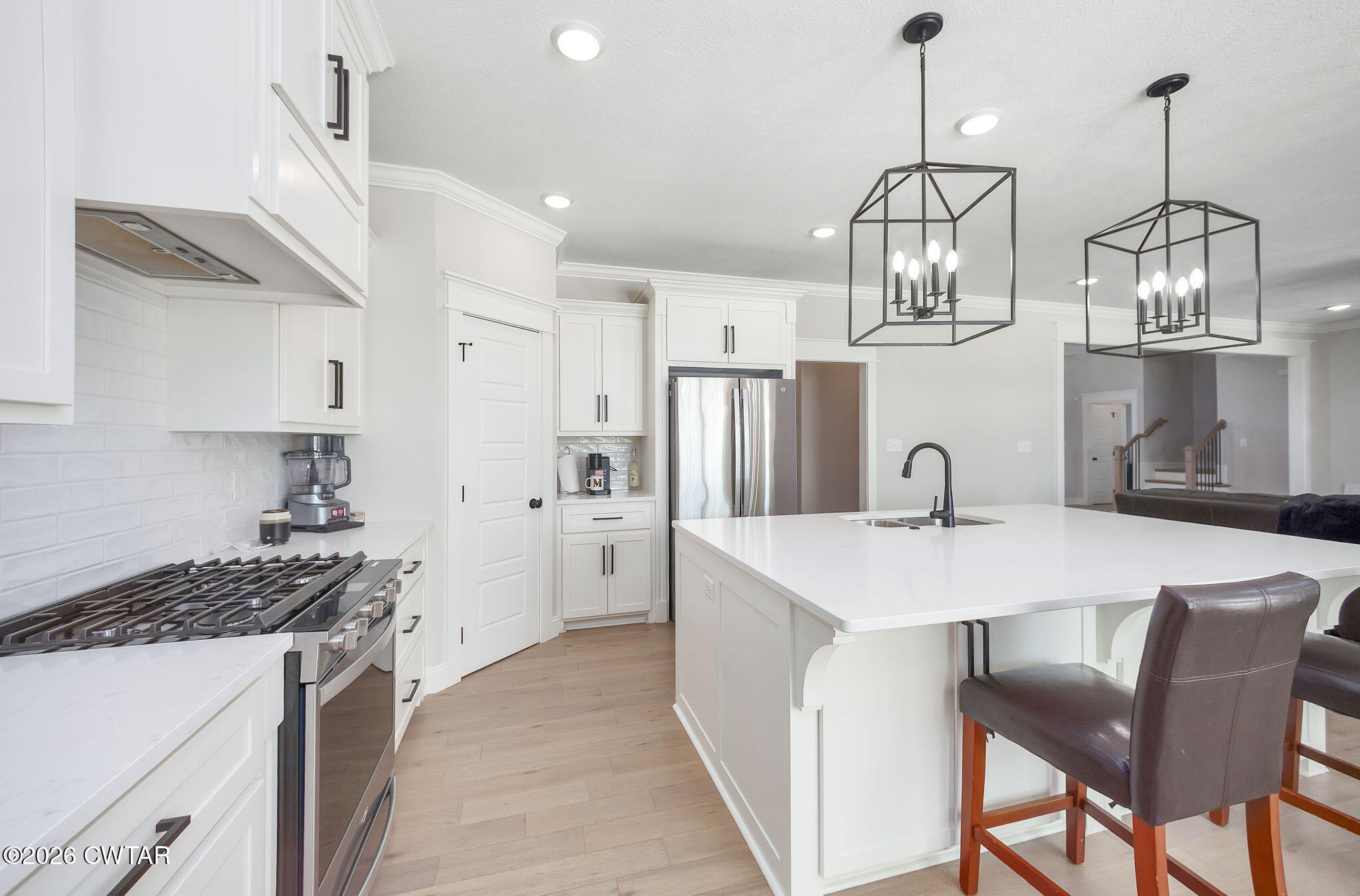 Jackson, Tennessee, 38305, United States, 5 Bedrooms Bedrooms, ,4 BathroomsBathrooms,Residential,For Sale,2016388