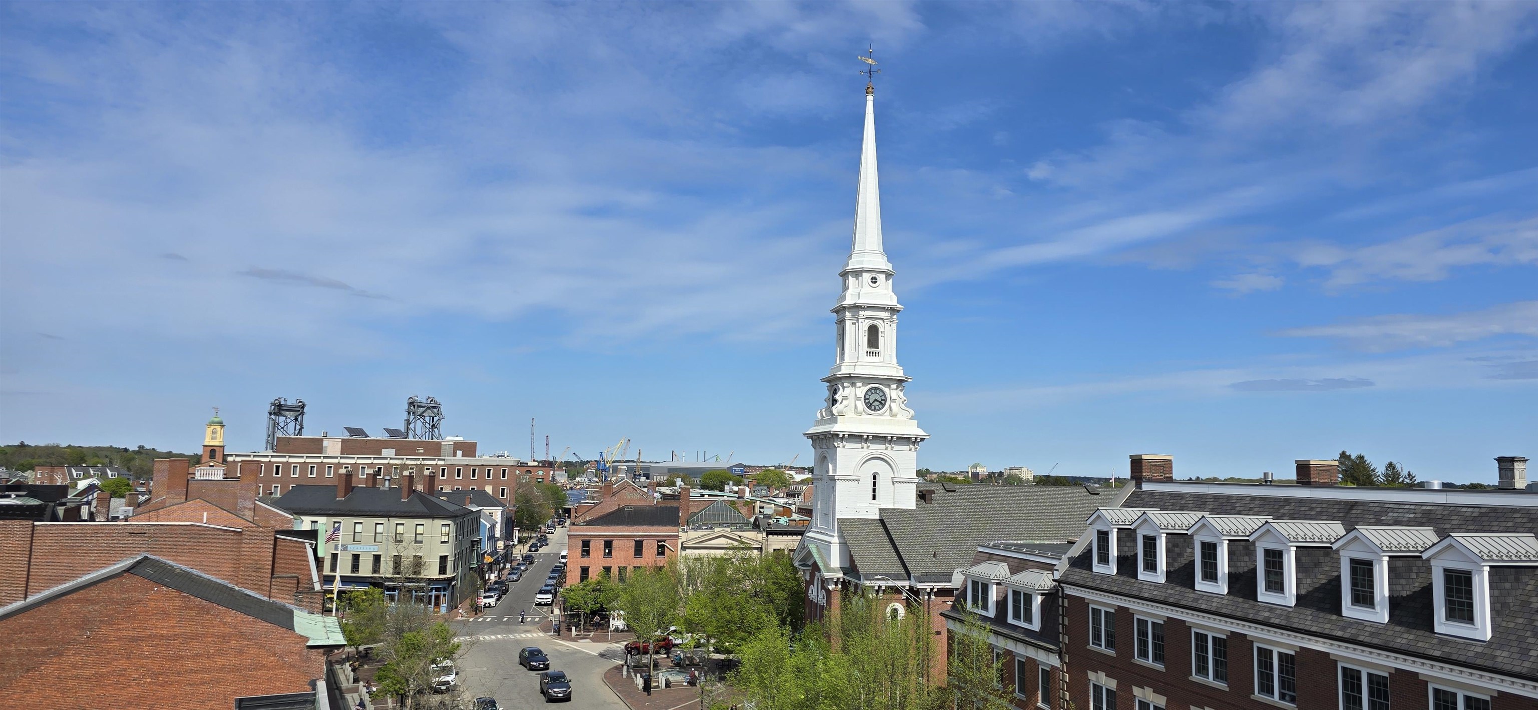 Portsmouth, New Hampshire, 03801, United States, 2 Bedrooms Bedrooms, ,1 BathroomBathrooms,Residential,For Sale,1838019