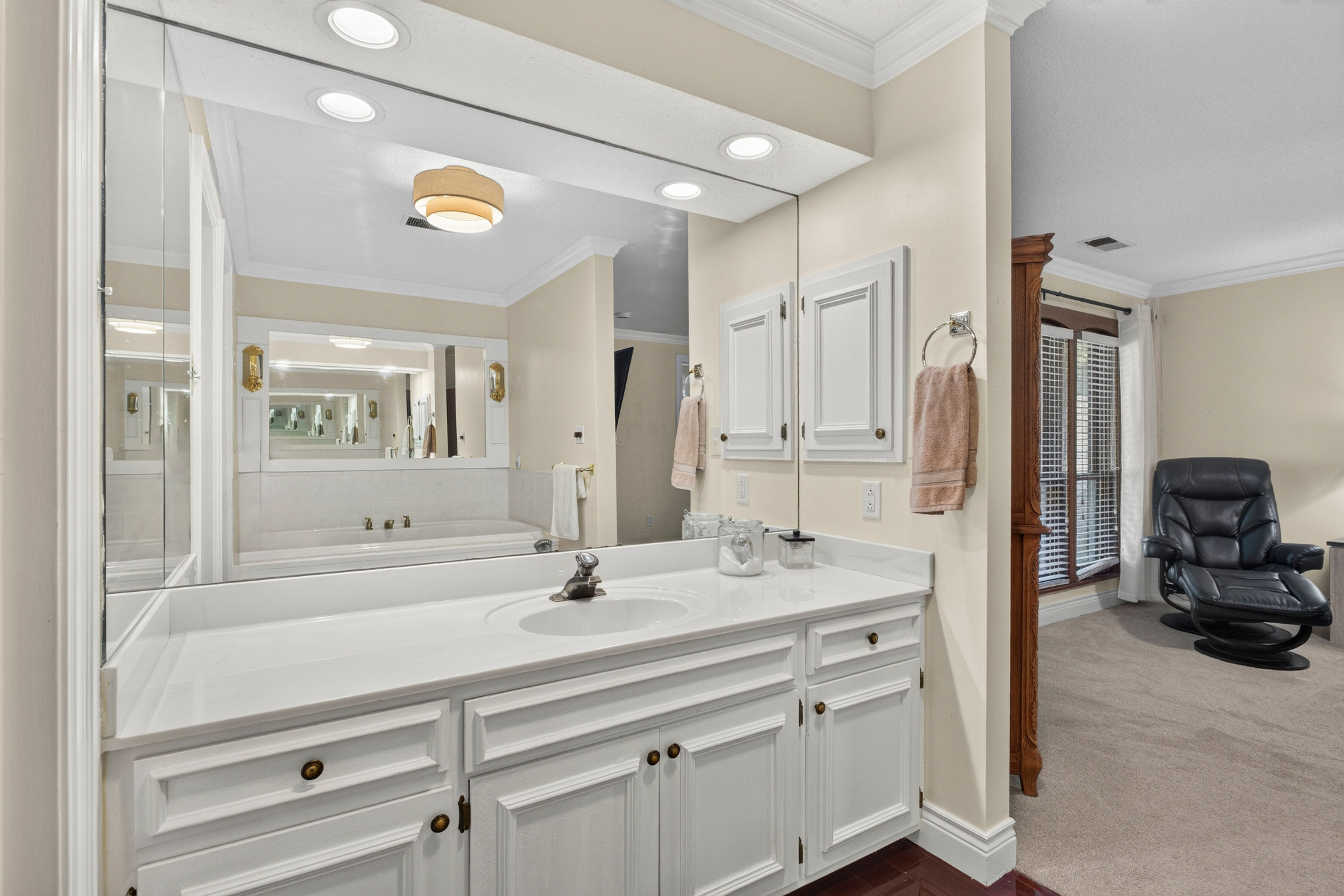  6244 Ash Street, Mission, KS 66205 - 物件實景