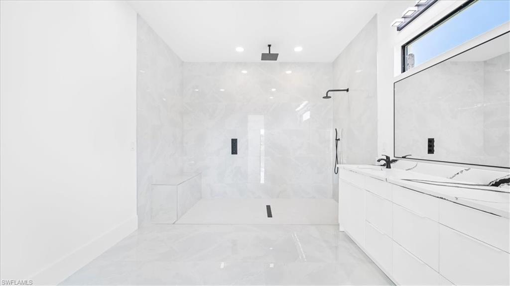 CAPE CORAL, Florida, 33990, United States, 3 Bedrooms Bedrooms, ,2 BathroomsBathrooms,Residential,For Sale,2005452