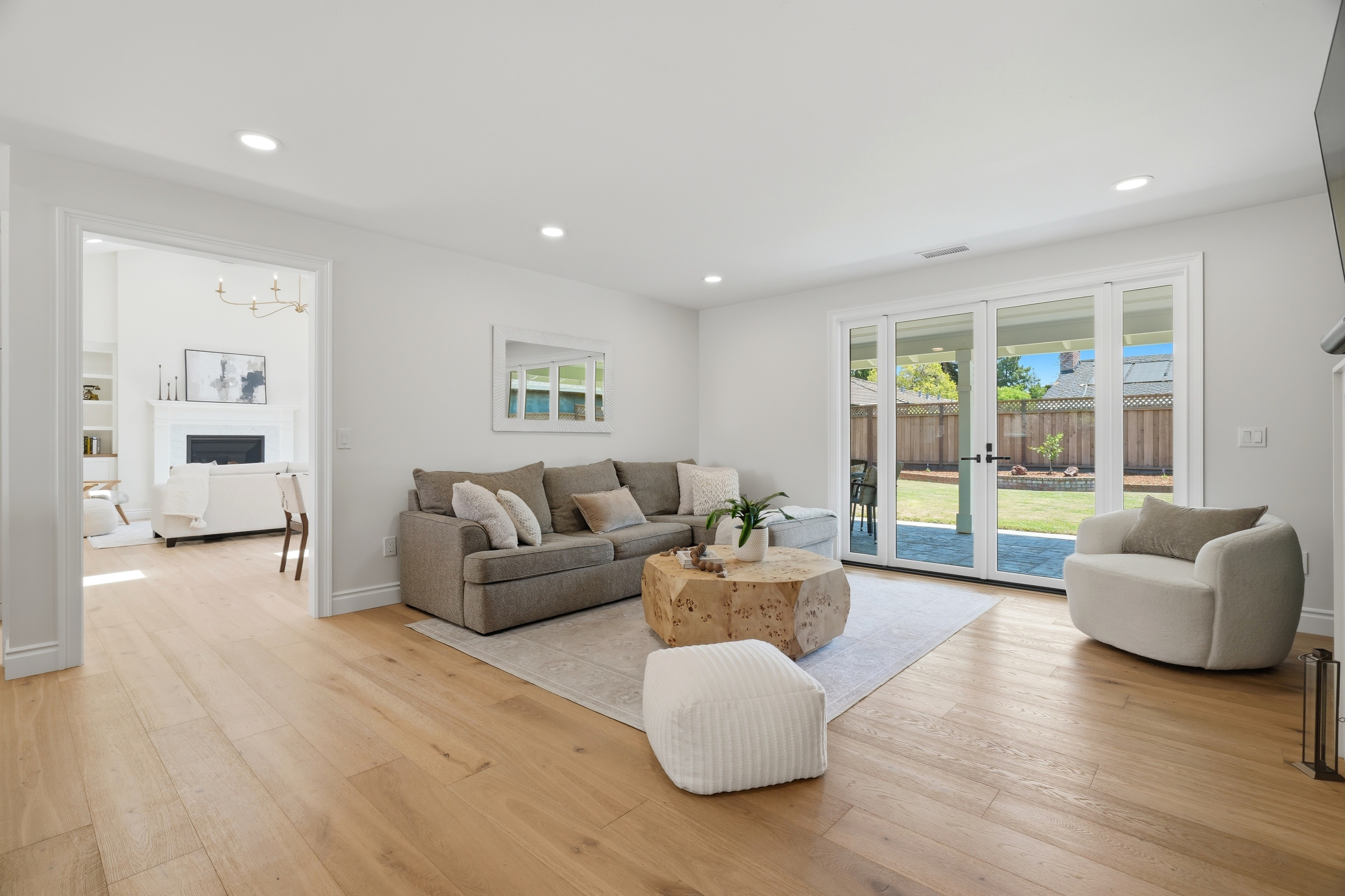  Luxury Campbell Living - 物件實景
