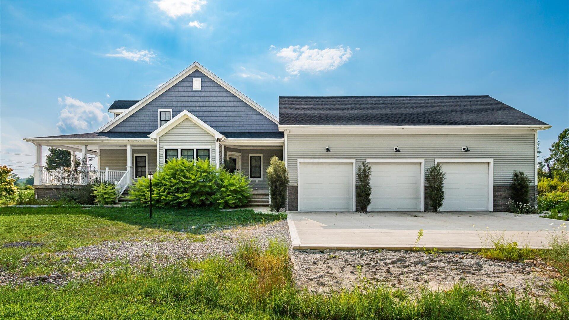 Mount Vernon, Ohio, 43050, United States, 4 Bedrooms Bedrooms, ,3 BathroomsBathrooms,Residential,For Sale,1977860