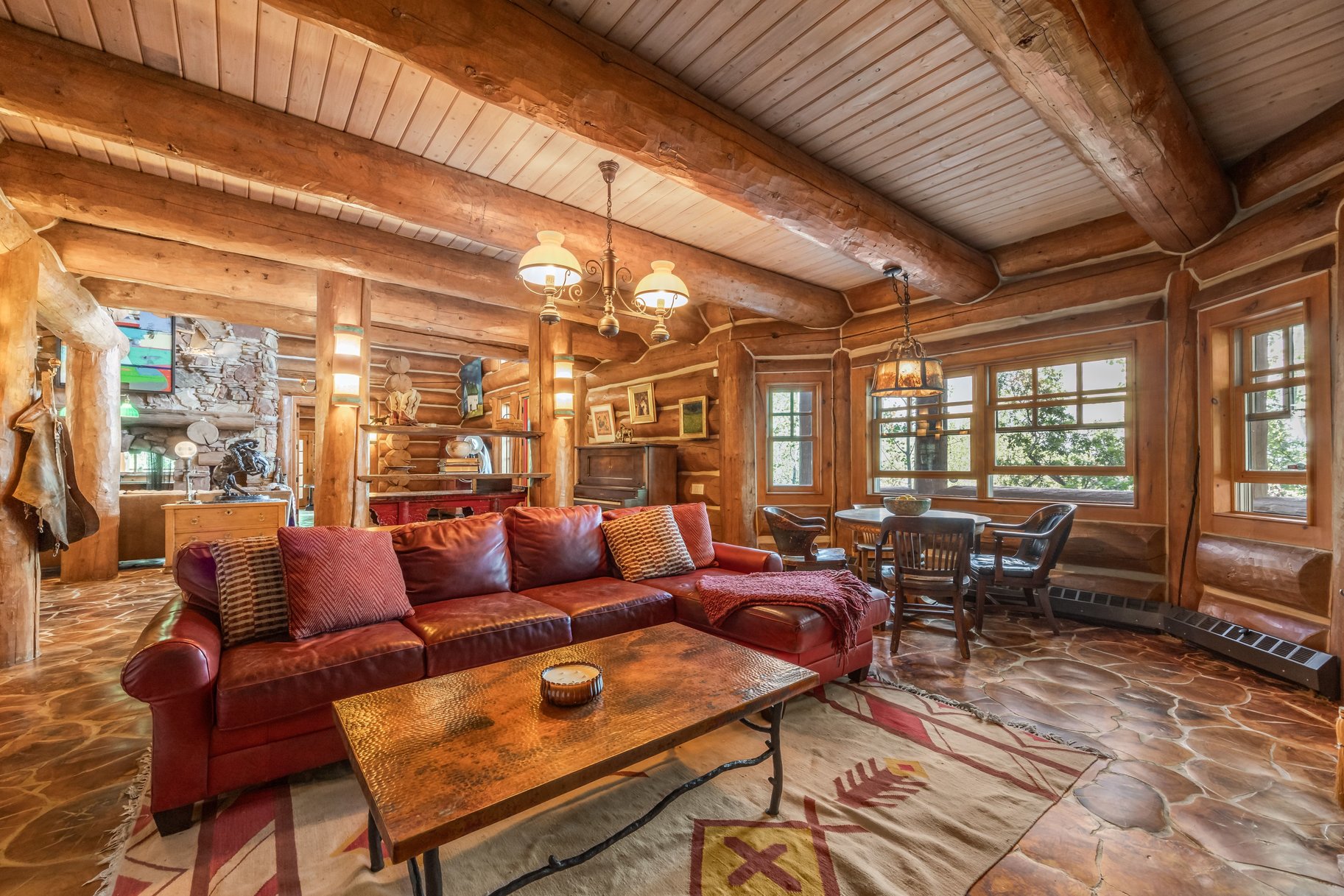  33 ACRE SOULFUL PARK CITY ESTATE WITH GRAND HOME AND GUEST HOUSE - 物件實景
