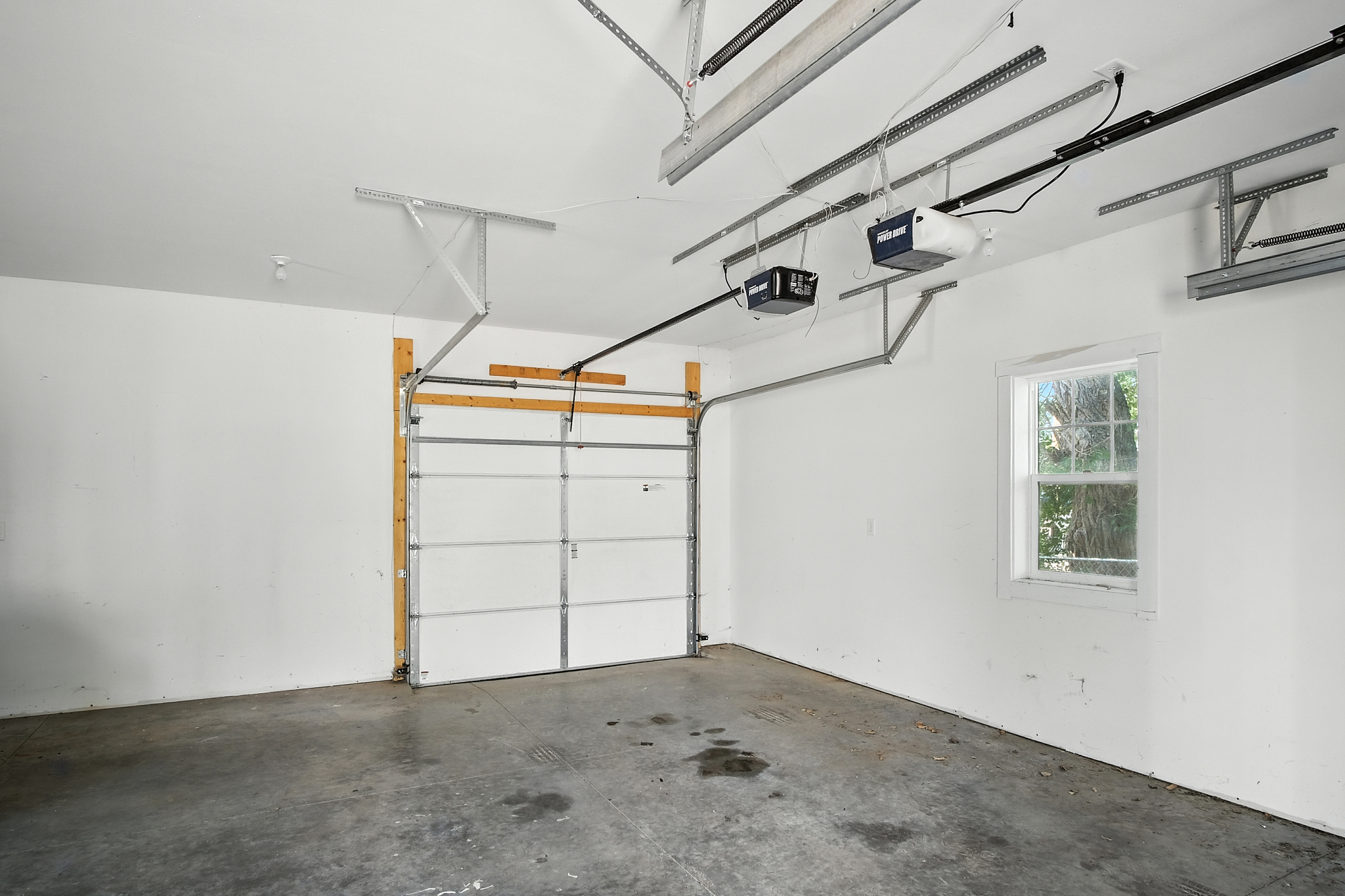 Hot Springs, South Dakota, 57747, United States, 5 Bedrooms Bedrooms, ,4 BathroomsBathrooms,Residential,For Sale,1983319