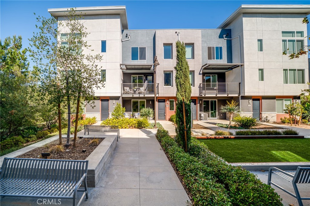 Irvine, California, 92614, United States, 3 Bedrooms Bedrooms, ,3 BathroomsBathrooms,Residential,For Sale,1988999