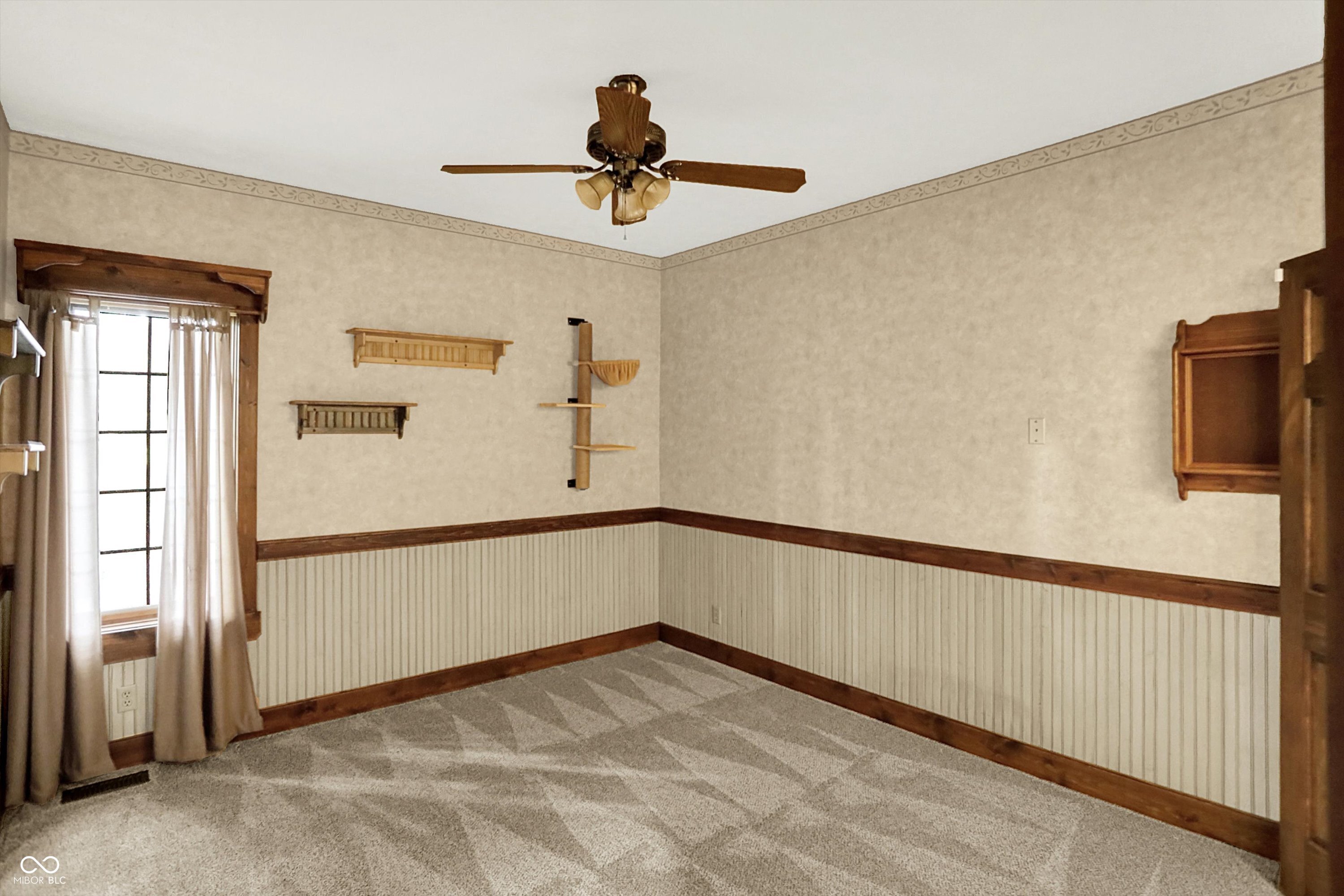 Lafayette, Indiana, 47905, United States, 3 Bedrooms Bedrooms, ,4 BathroomsBathrooms,Residential,For Sale,1979408