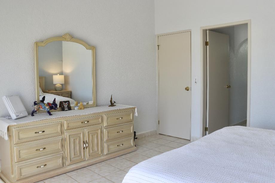 DE LA LANGOSTA, Guaymas, Sonora, 85506, Mexico, 3 Bedrooms Bedrooms, ,4 BathroomsBathrooms,Residential,For Sale,DE LA LANGOSTA,1610336