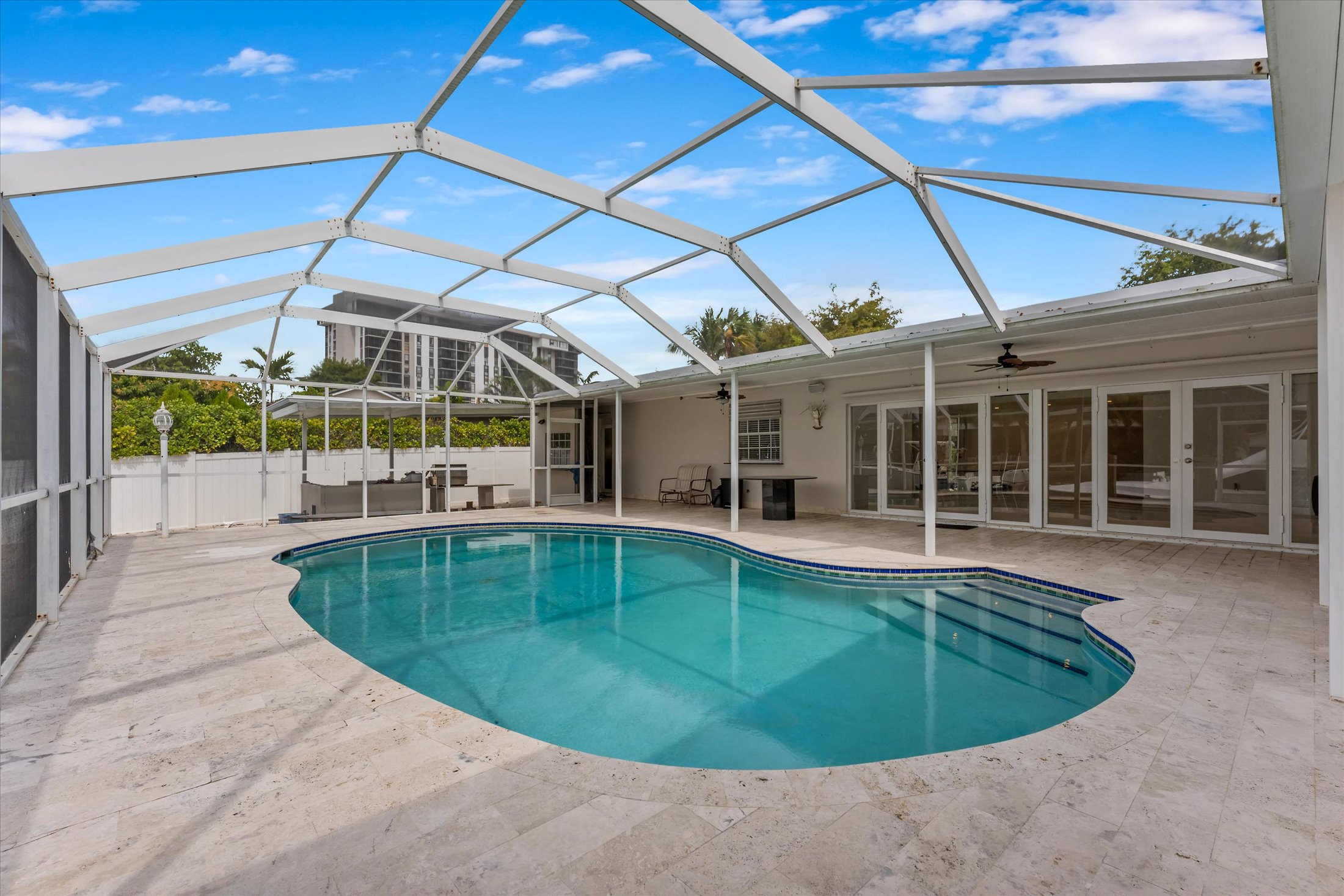  2525 NE 135th St, North Miami, FL, 33181 - 物件實景
