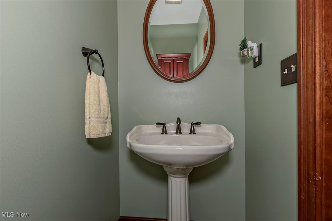 Perry, Ohio, 44081, United States, 4 Bedrooms Bedrooms, ,5 BathroomsBathrooms,Residential,For Sale,1846643