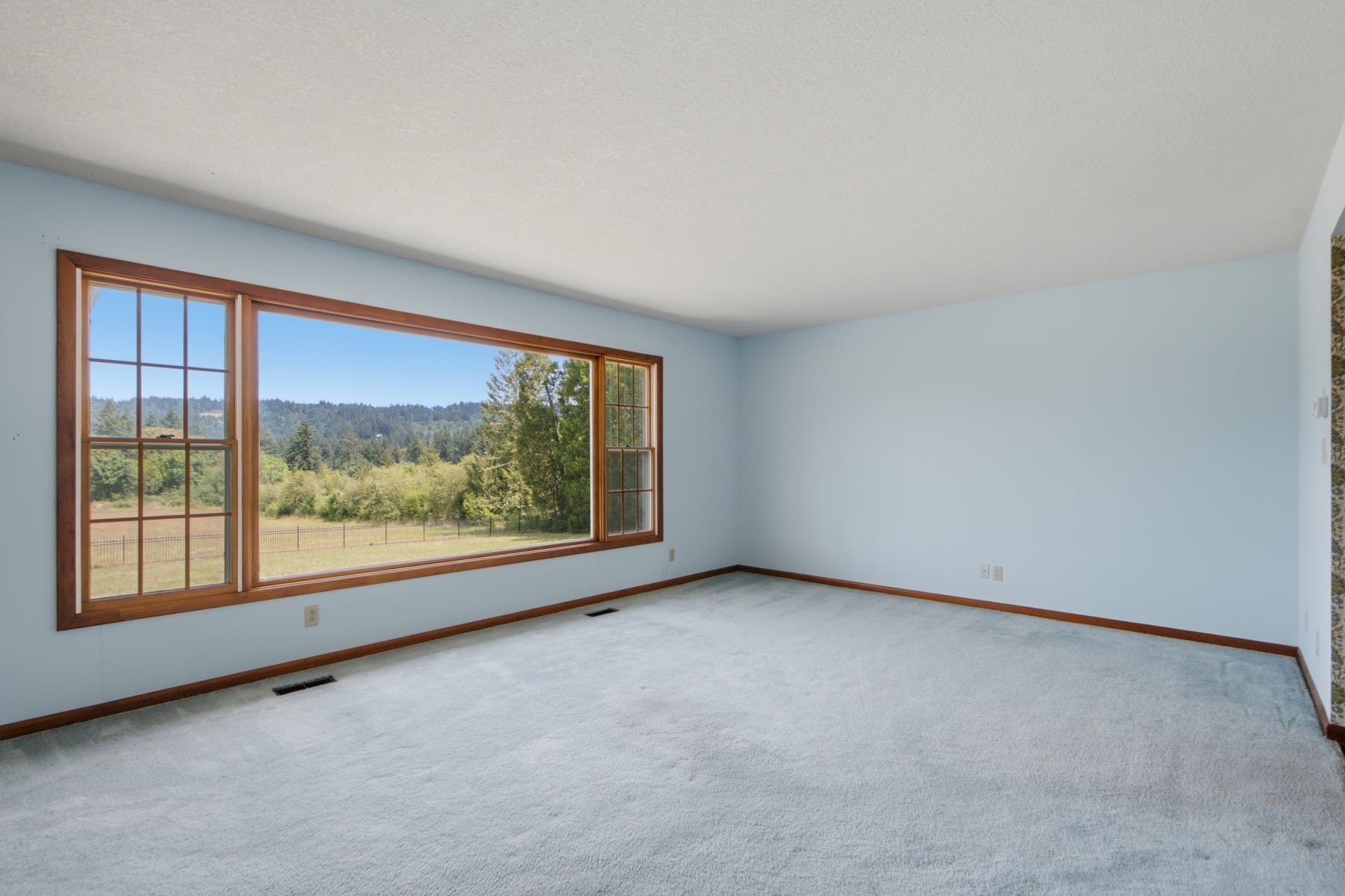  13937 NW SPRINGVILLE RD Portland, OR 97229 - 物件實景