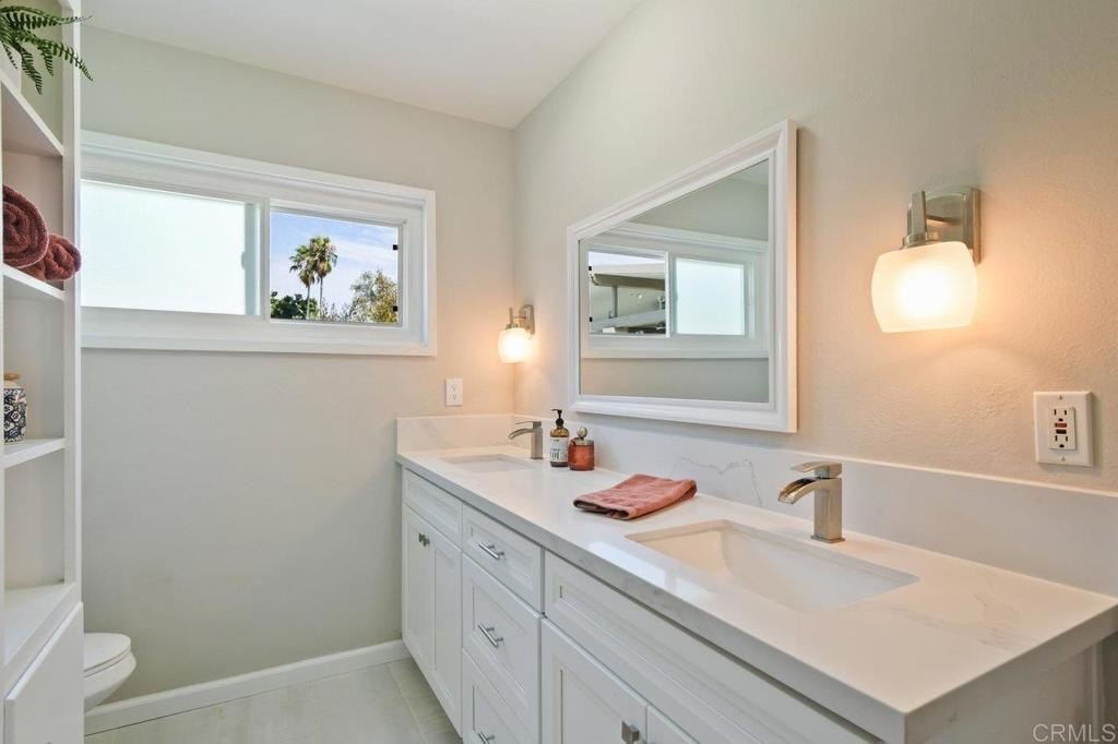 El Cajon, California, 92020, United States, 4 Bedrooms Bedrooms, ,2 BathroomsBathrooms,Residential,For Sale,2003426