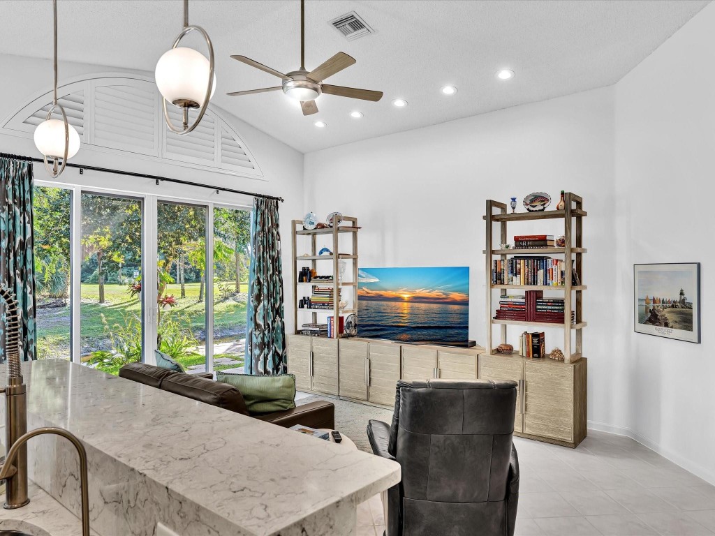 Pompano Beach, Florida, 33069, United States, 3 Bedrooms Bedrooms, ,2 BathroomsBathrooms,Residential,For Sale,2008555