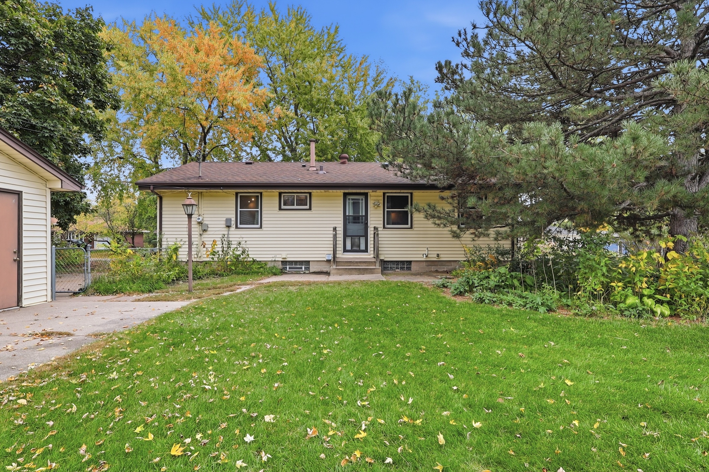  9087 Northwood Parkway, New Hope, MN 55427 - 物件實景