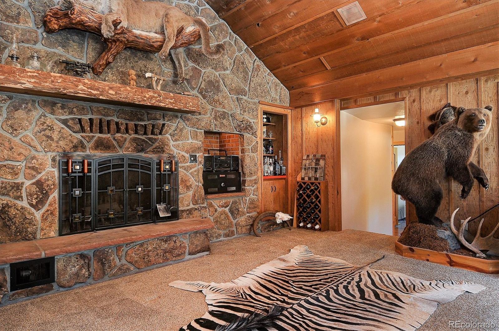 Salida, Colorado, 81201, United States, 5 Bedrooms Bedrooms, ,4 BathroomsBathrooms,Residential,For Sale,1899983