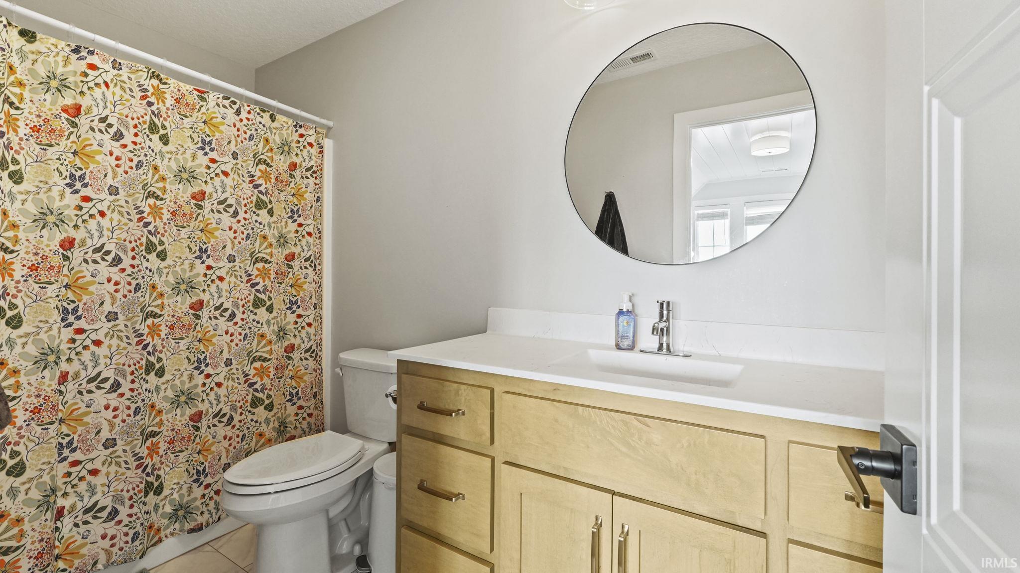 Fort Wayne, Indiana, 46814, United States, 5 Bedrooms Bedrooms, ,5 BathroomsBathrooms,Residential,For Sale,1988625