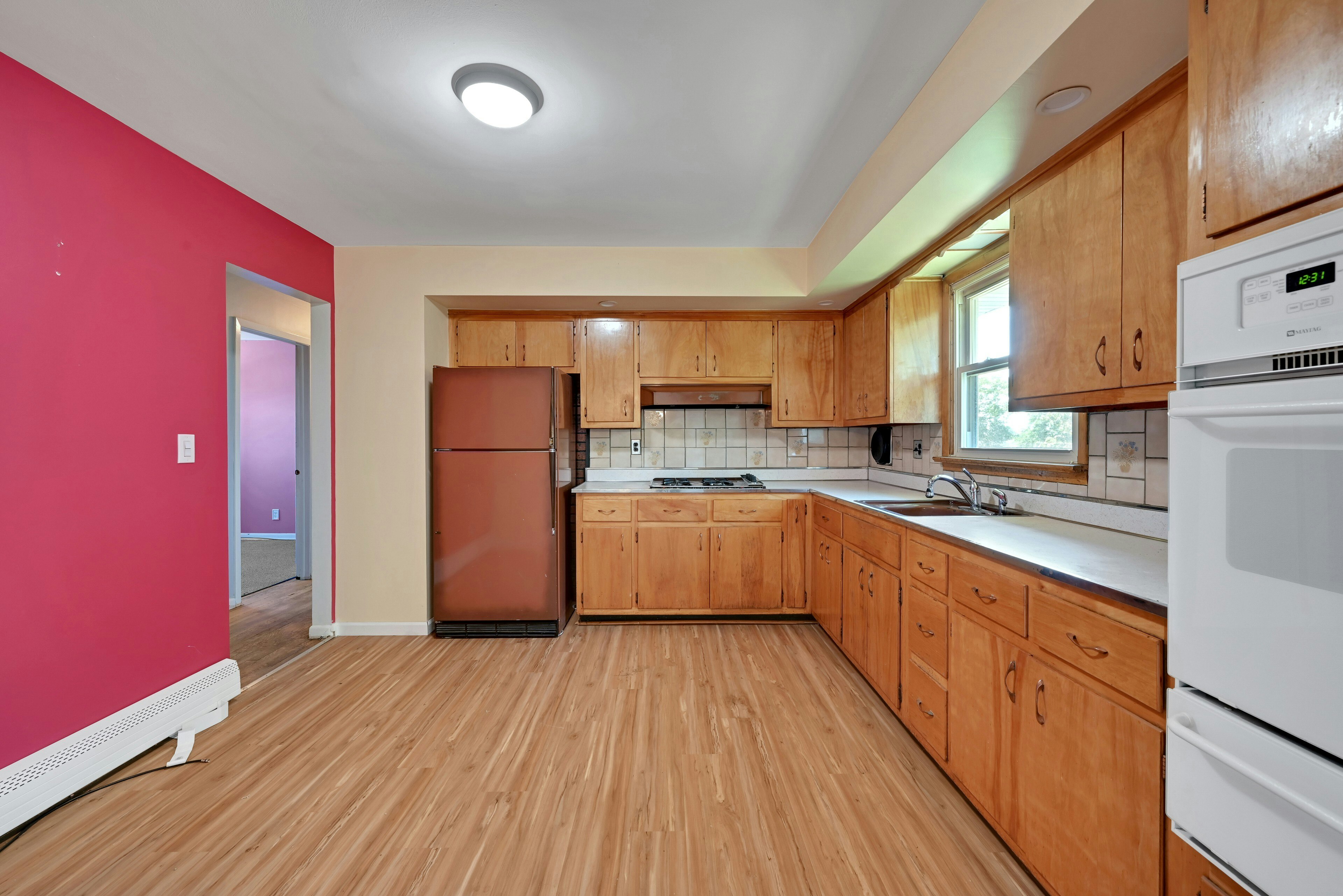  347 Chestnut Avenue, South Hackensack, NJ 07606 - 物件實景