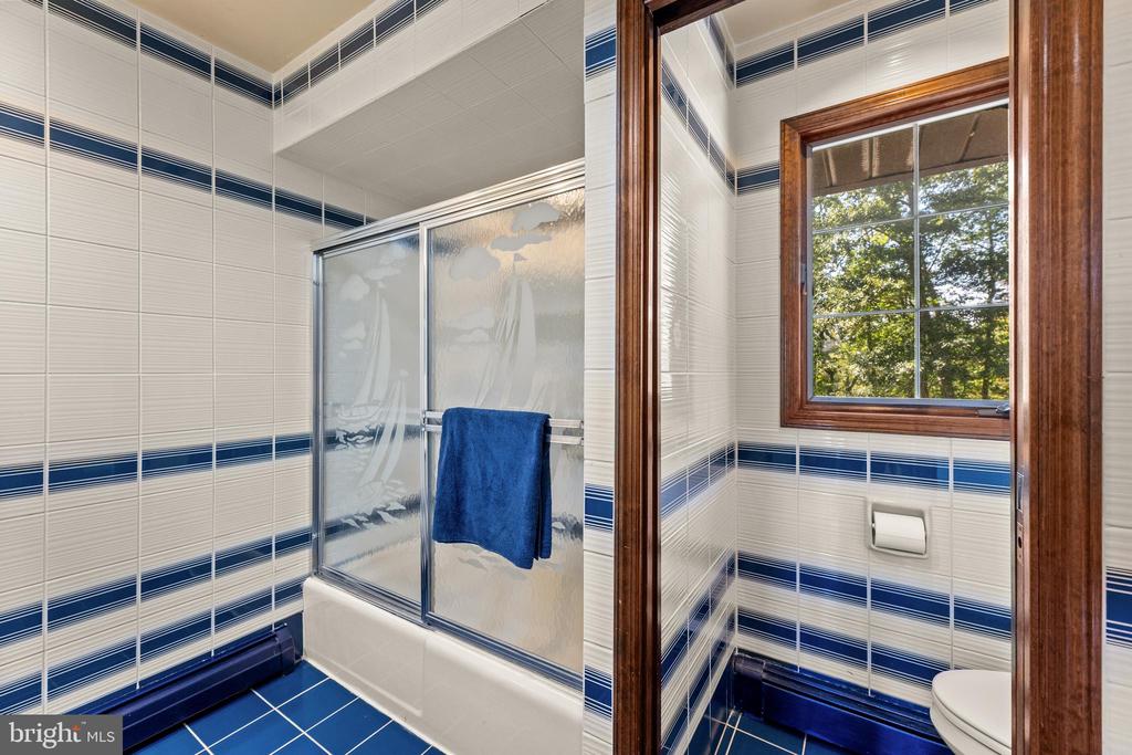 Hightstown, New Jersey, 08520, United States, 5 Bedrooms Bedrooms, ,4 BathroomsBathrooms,Residential,For Sale,1905744
