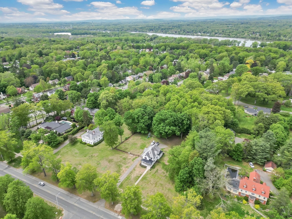 Longmeadow, Massachusetts, 01106, United States, 5 Bedrooms Bedrooms, ,2 BathroomsBathrooms,Residential,For Sale,1819173