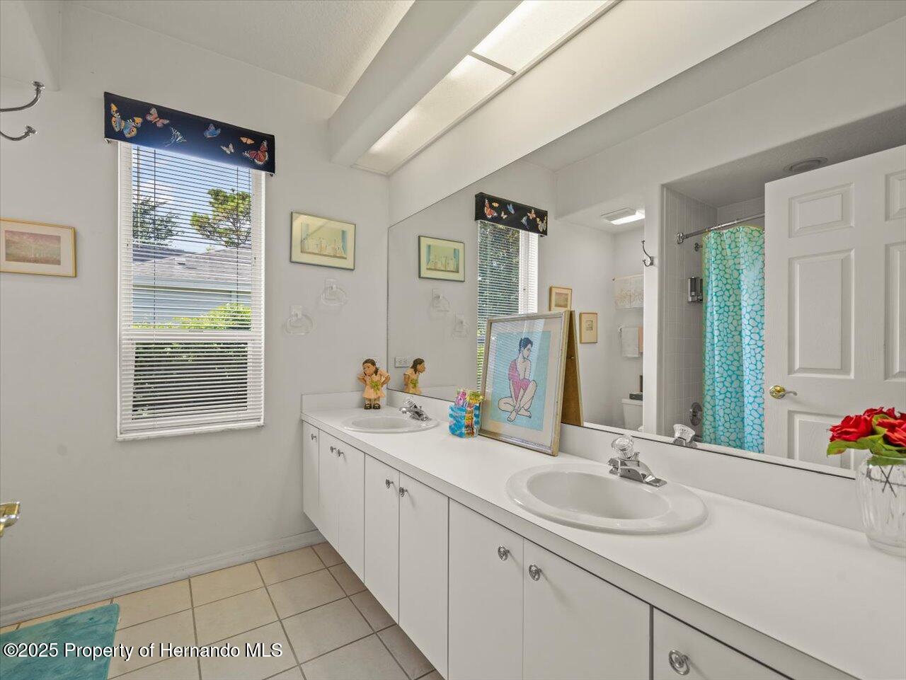 Brooksville, Florida, 34609, United States, 4 Bedrooms Bedrooms, ,3 BathroomsBathrooms,Residential,For Sale,1907752