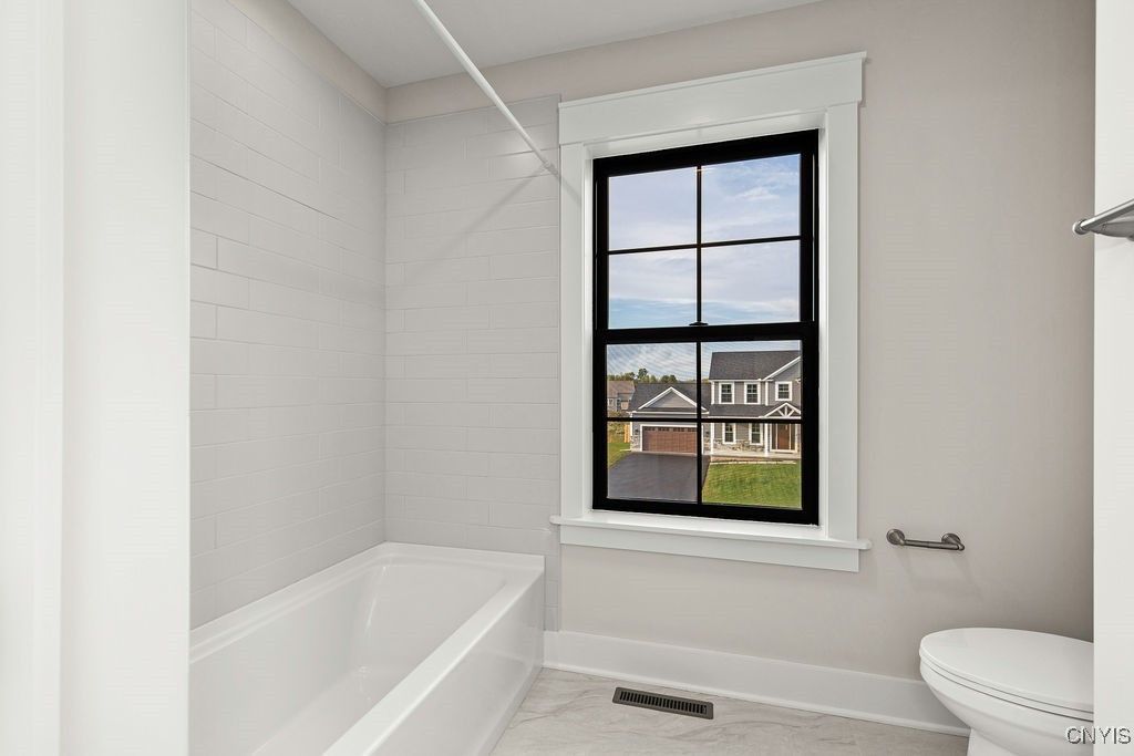 Baldwinsville, New York, 13027, United States, 4 Bedrooms Bedrooms, ,3 BathroomsBathrooms,Residential,For Sale,1991108