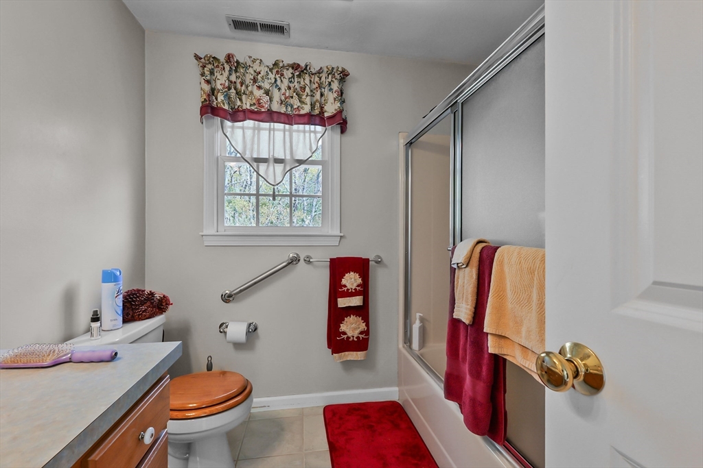 Attleboro, Massachusetts, 02703, United States, 4 Bedrooms Bedrooms, ,4 BathroomsBathrooms,Residential,For Sale,1880500