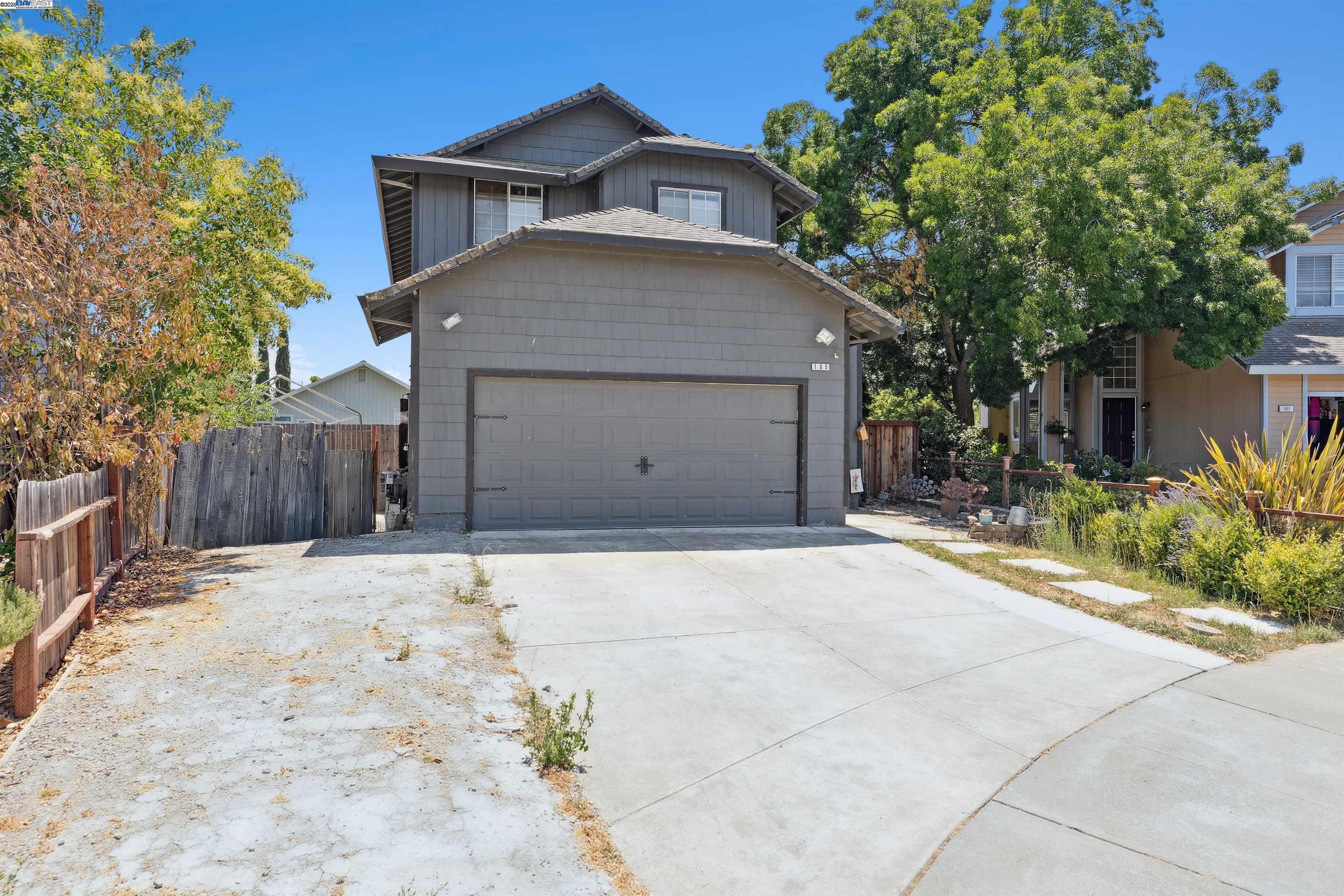 Vacaville, California, 95687, United States, 3 Bedrooms Bedrooms, ,3 BathroomsBathrooms,Residential,For Sale,1889705