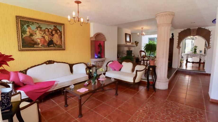 Manuel Gutierrez Najera, Morelia, Michoacán de Ocampo, 58090, Mexico, 4 Bedrooms Bedrooms, ,3 BathroomsBathrooms,Residential,For Sale,Manuel Gutierrez Najera,1612996