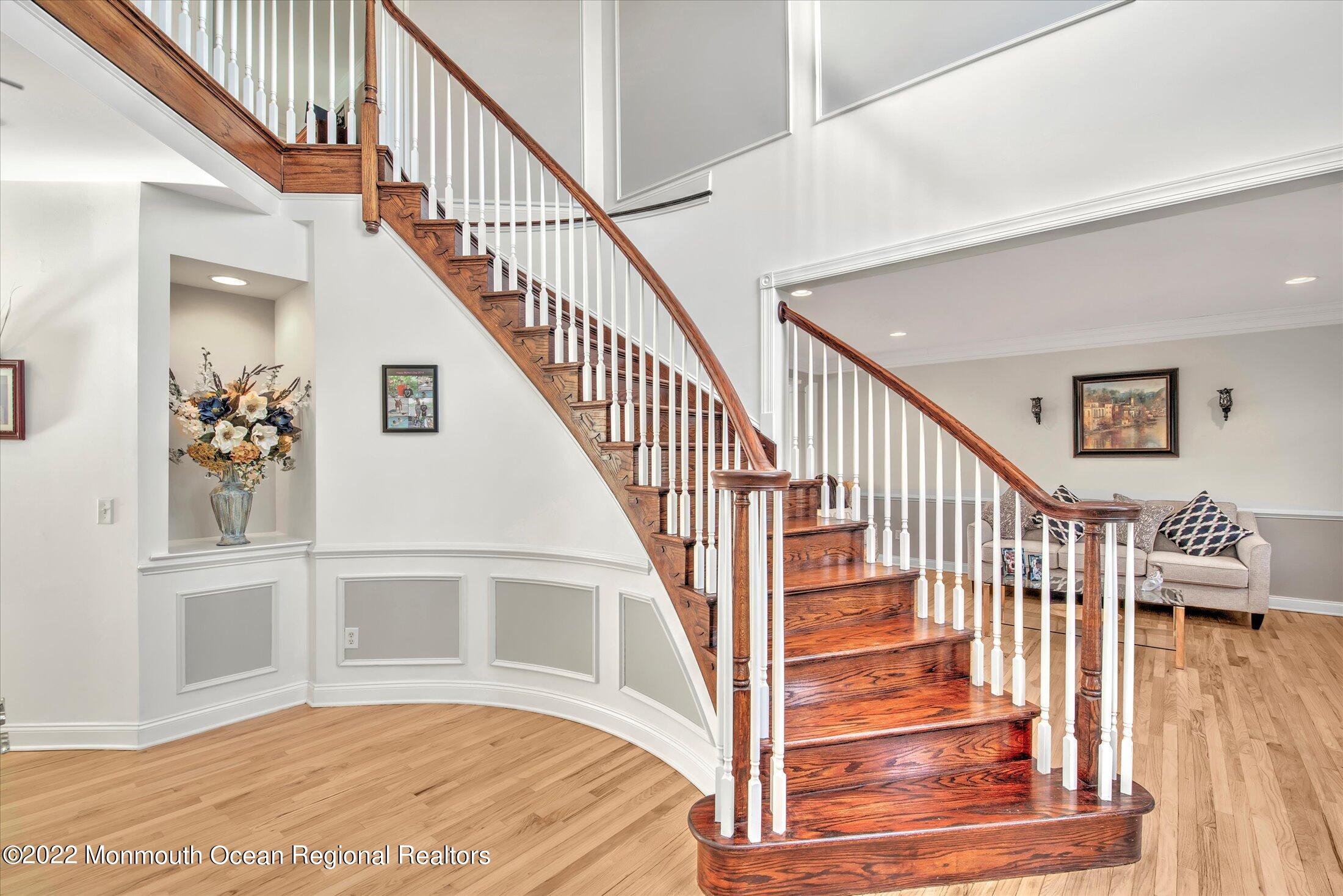 Manalapan, New Jersey, 07726, United States, 4 Bedrooms Bedrooms, ,5 BathroomsBathrooms,Residential,For Sale,1823230