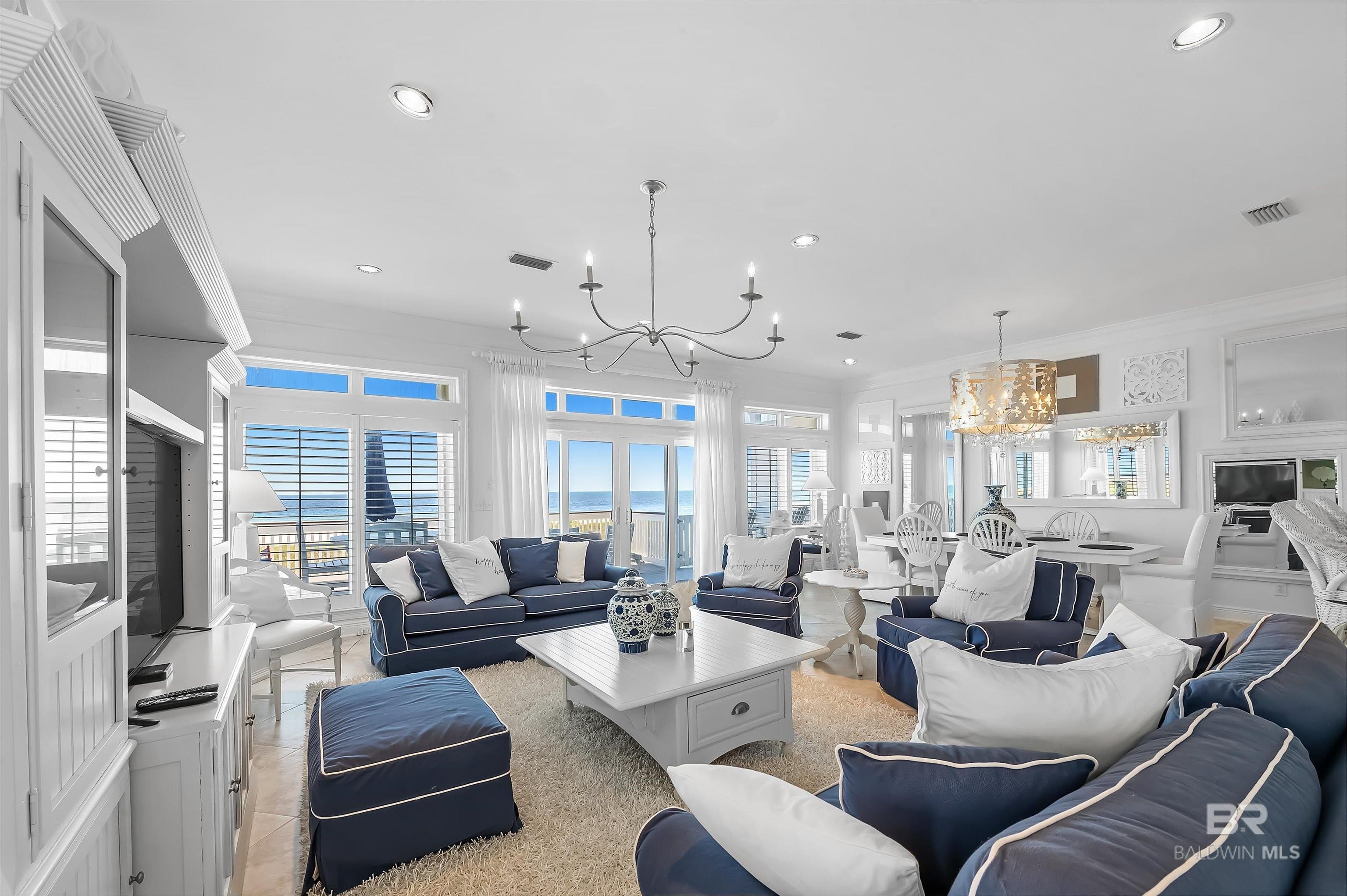 Pensacola, Florida, 32507, United States, 8 Bedrooms Bedrooms, ,9 BathroomsBathrooms,Residential,For Sale,1983870