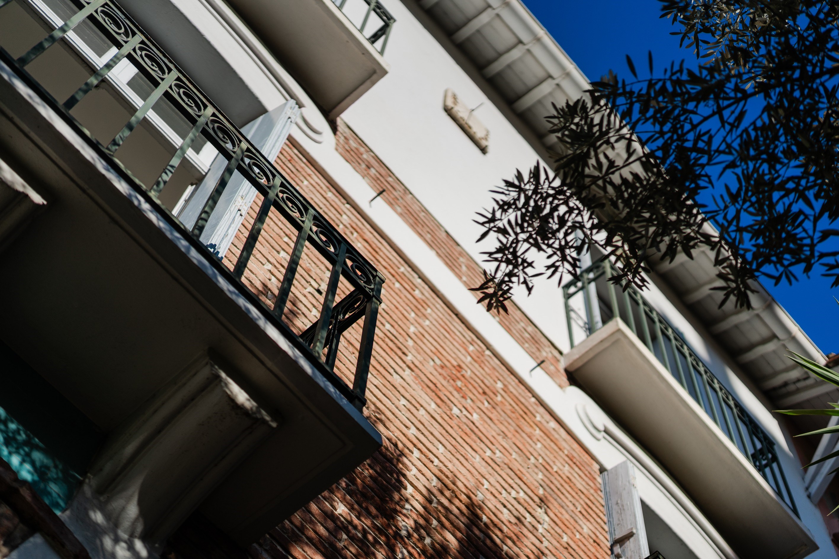  Character Townhouse with Parquet Floors, Terrace and Parking – Central Perpignan - 物件實景