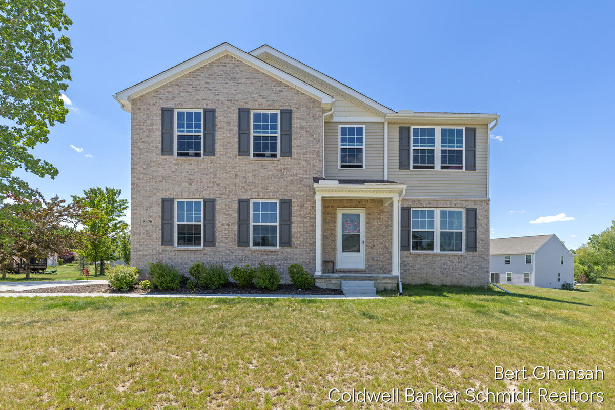 Oaks Ct, Grand Blanc, MI 48439