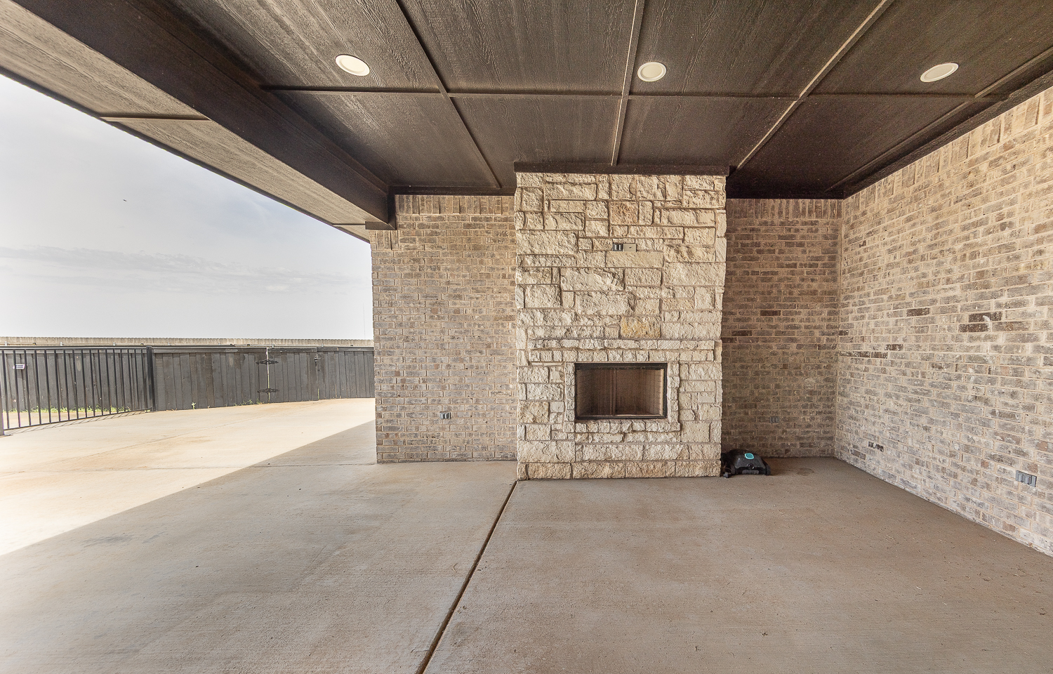 Lubbock, Texas, 79423, United States, 4 Bedrooms Bedrooms, ,3 BathroomsBathrooms,Residential,For Sale,1926032