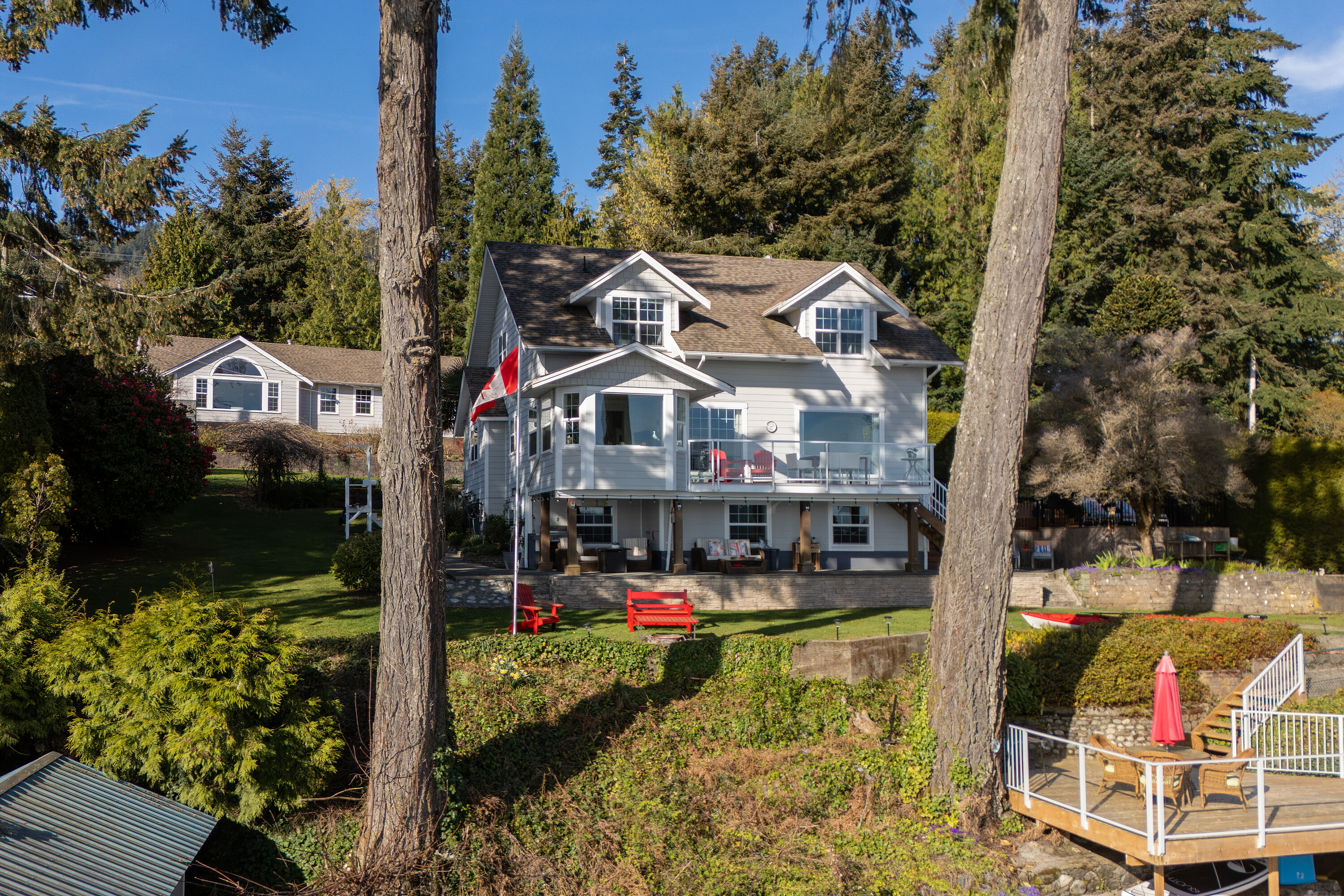  Ladysmith Bespoke Oceanfront - 物件實景