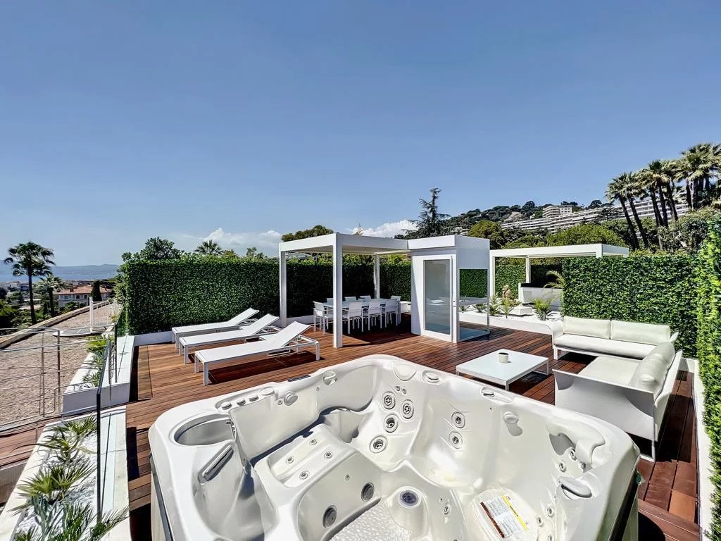 Cannes, Provence-Alpes-Côte d’Azur, 06400, FR, 3 Bedrooms Bedrooms, ,5 BathroomsBathrooms,Residential,For Sale,1414466
