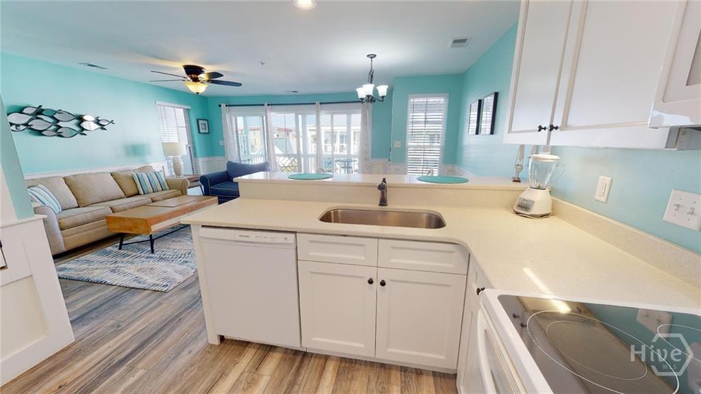 TYBEE ISLAND, Georgia, 31328, United States, 2 Bedrooms Bedrooms, ,2 BathroomsBathrooms,Residential,For Sale,1920448