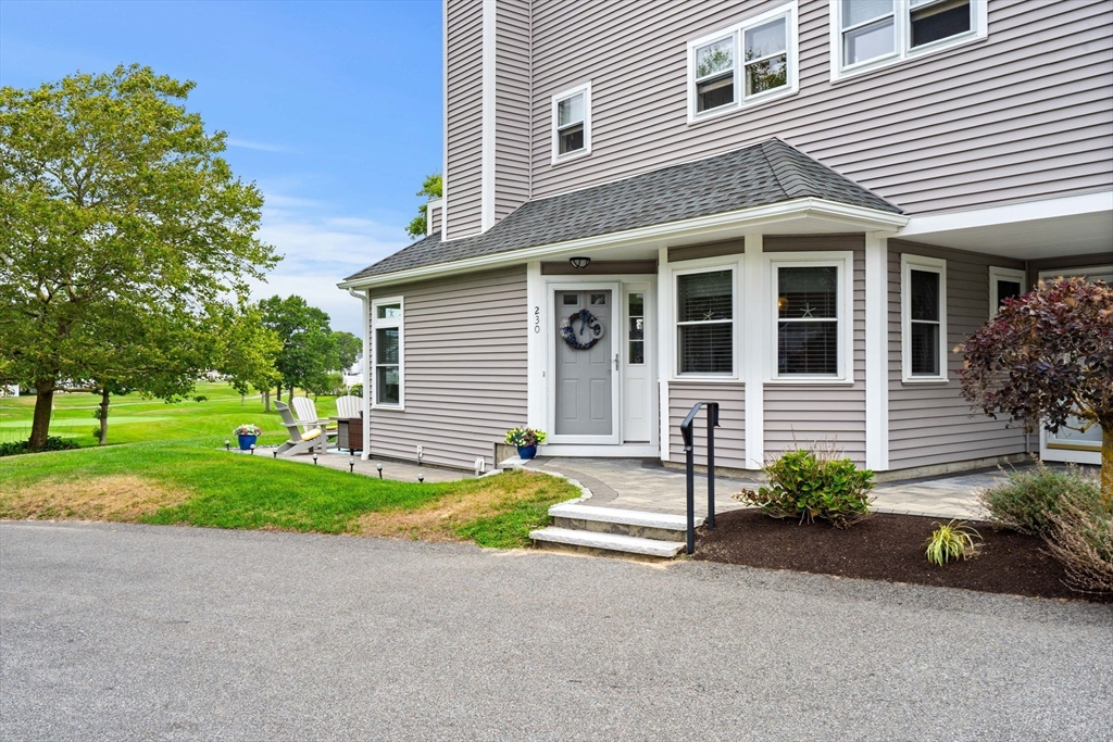 Plymouth, Massachusetts, 02360, United States, 2 Bedrooms Bedrooms, ,2 BathroomsBathrooms,Residential,For Sale,1917487