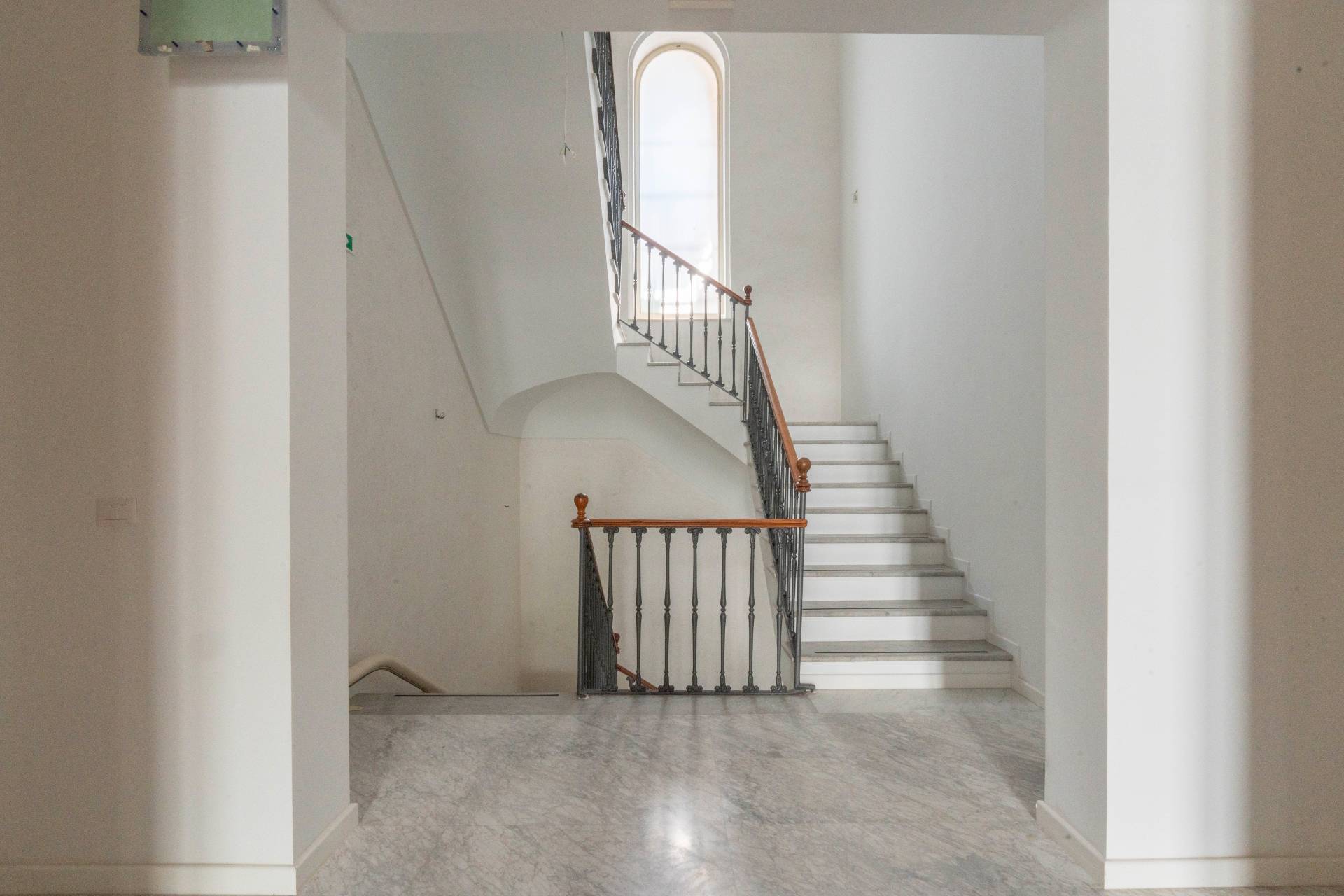 Piazza Anime / Corso Roma, Brindisi, Brindisi, 72100, IT, 8 Bedrooms Bedrooms, ,2 BathroomsBathrooms,Residential,For Sale,Piazza Anime / Corso Roma,1629554