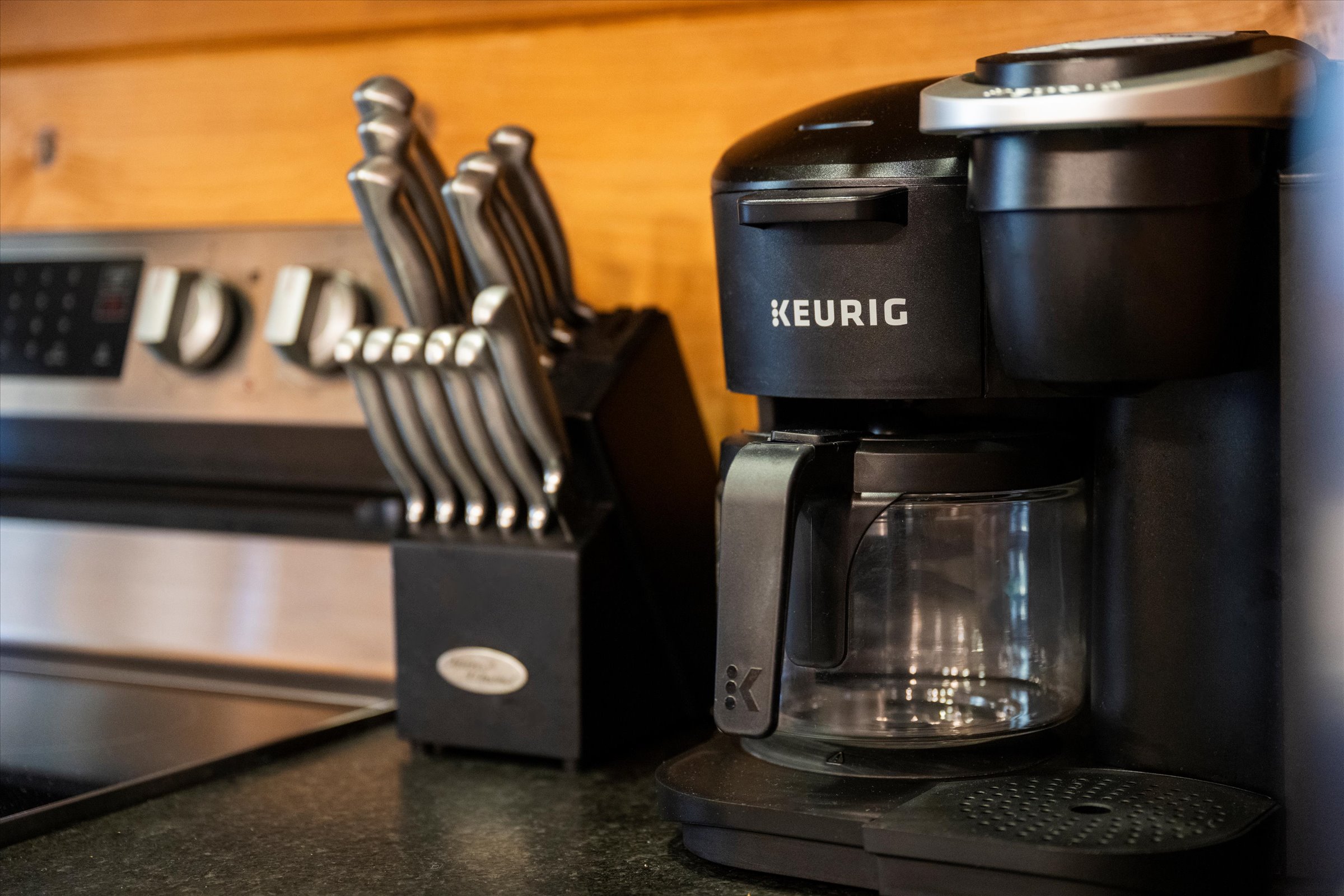 Sevierville, Tennessee, 37876, United States, 5 Bedrooms Bedrooms, ,6 BathroomsBathrooms,Residential,For Sale,1975935