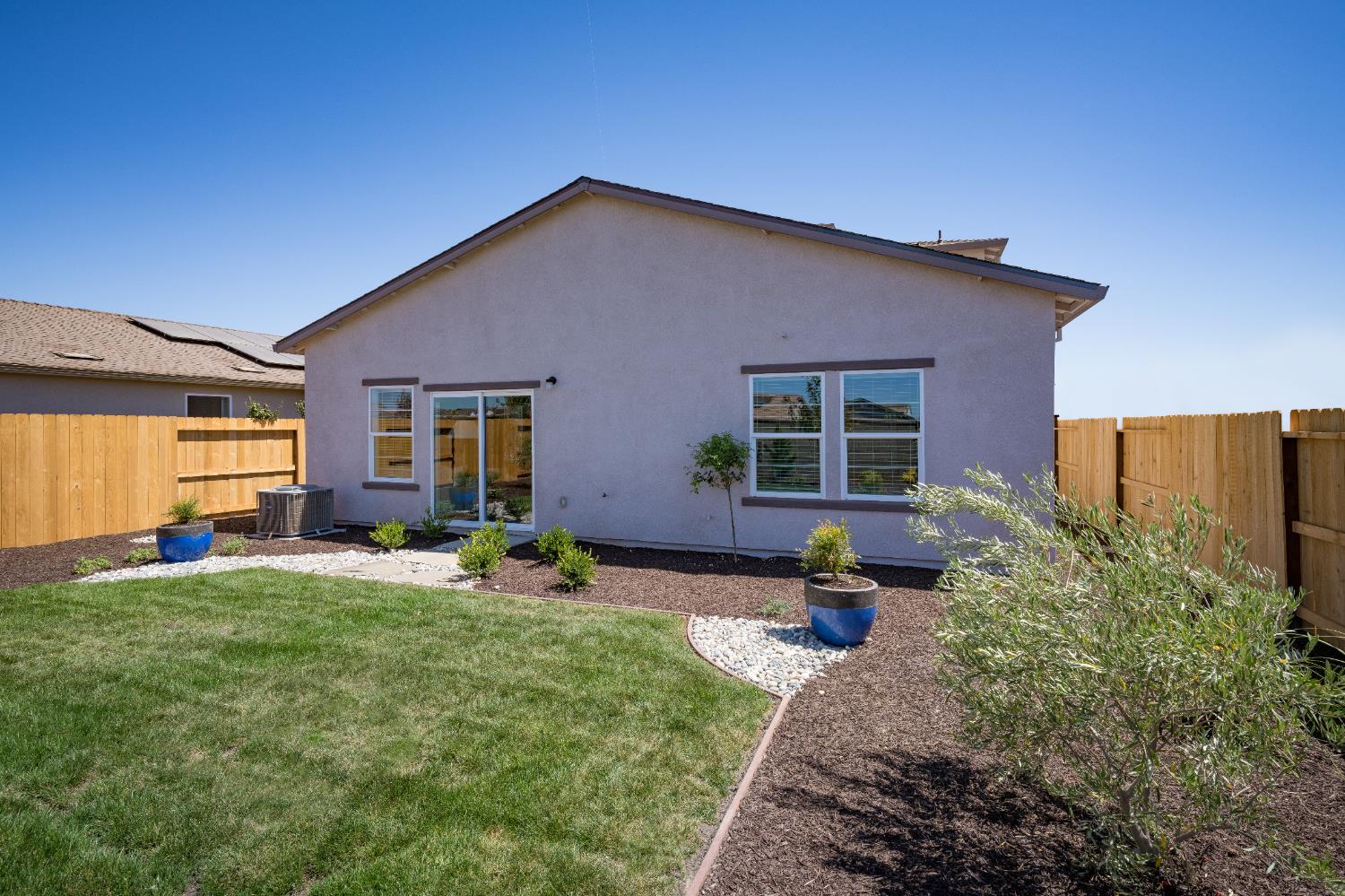 Rancho Cordova, California, 95742, United States, 4 Bedrooms Bedrooms, ,3 BathroomsBathrooms,Residential,For Sale,1866108