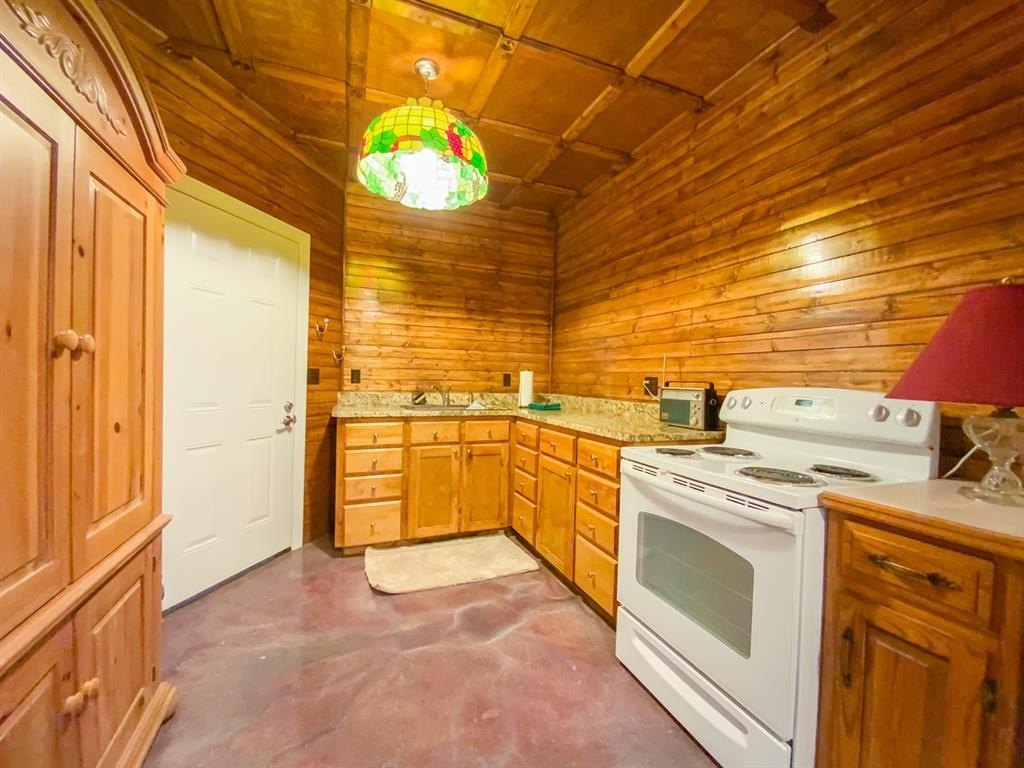 Omaha, Arkansas, 72662, United States, 4 Bedrooms Bedrooms, ,4 BathroomsBathrooms,Residential,For Sale,1922078