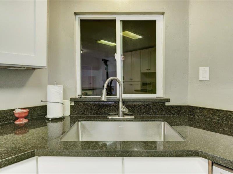 Grass Valley, California, 95949, United States, 3 Bedrooms Bedrooms, ,2 BathroomsBathrooms,Residential,For Sale,1982104