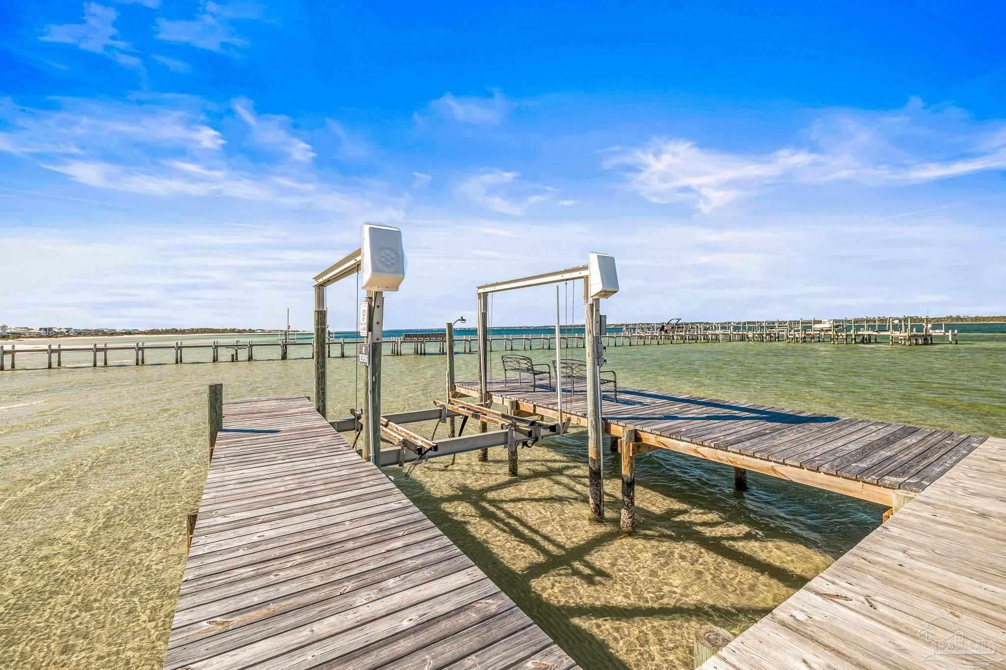 Navarre, Florida, 32566, United States, 5 Bedrooms Bedrooms, ,4 BathroomsBathrooms,Residential,For Sale,1980284